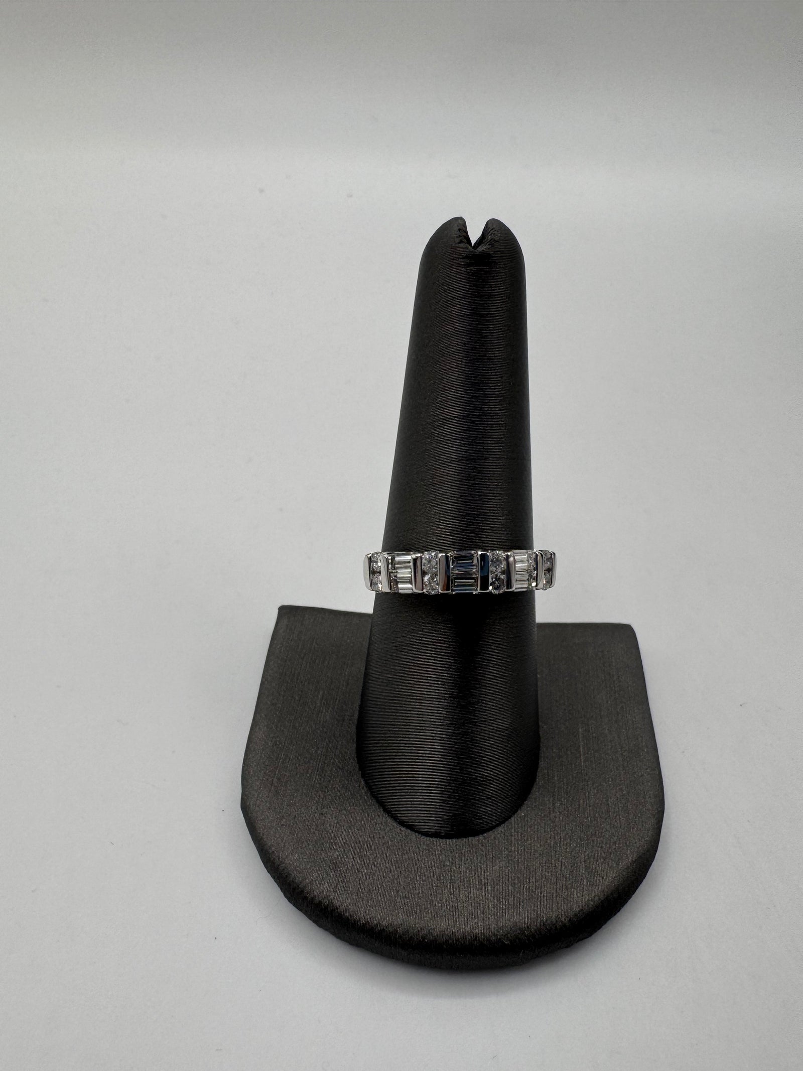 4.5mm Diamond Ring-Size 8.5