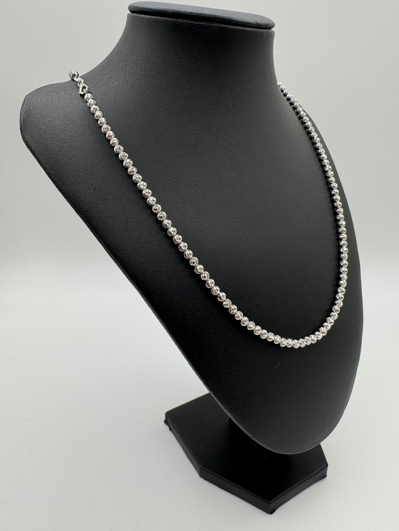 4mm Moon Cut Chain 22 inches
