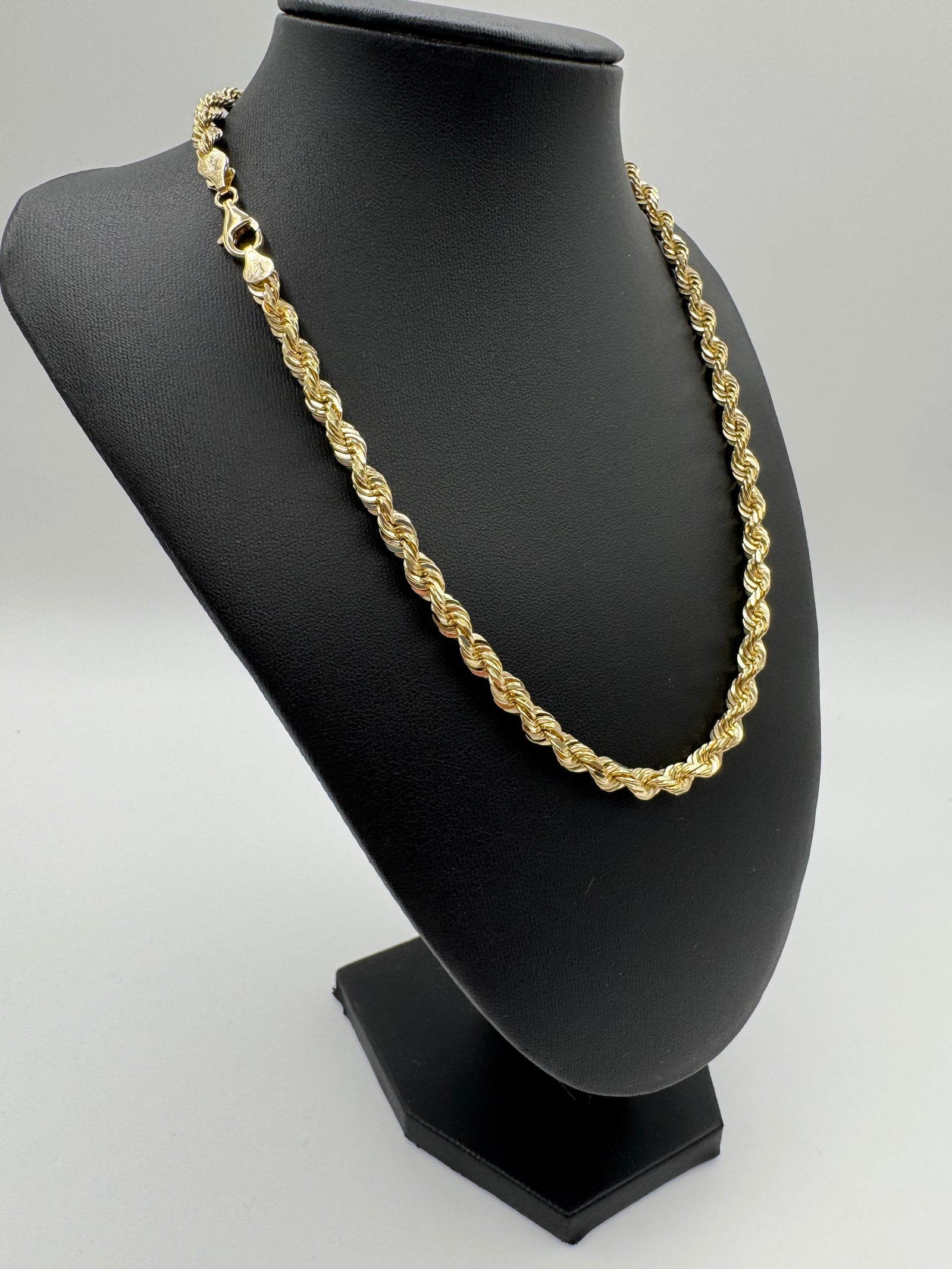 6mm Rope Chain 18 inches (DIAMOND CUT)