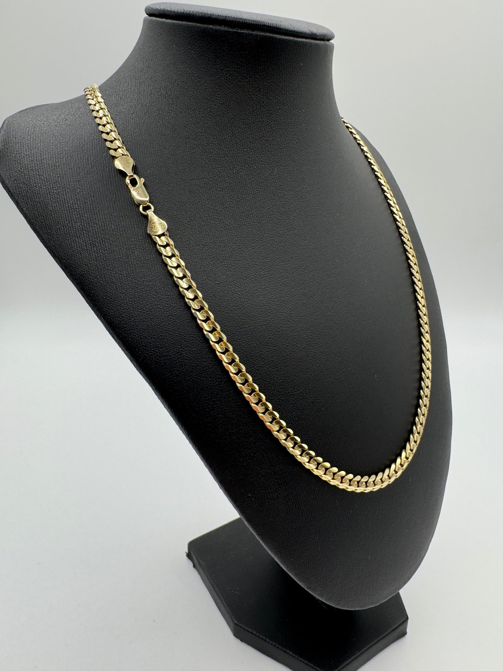 5MM Concave Curb Chain 22 inches