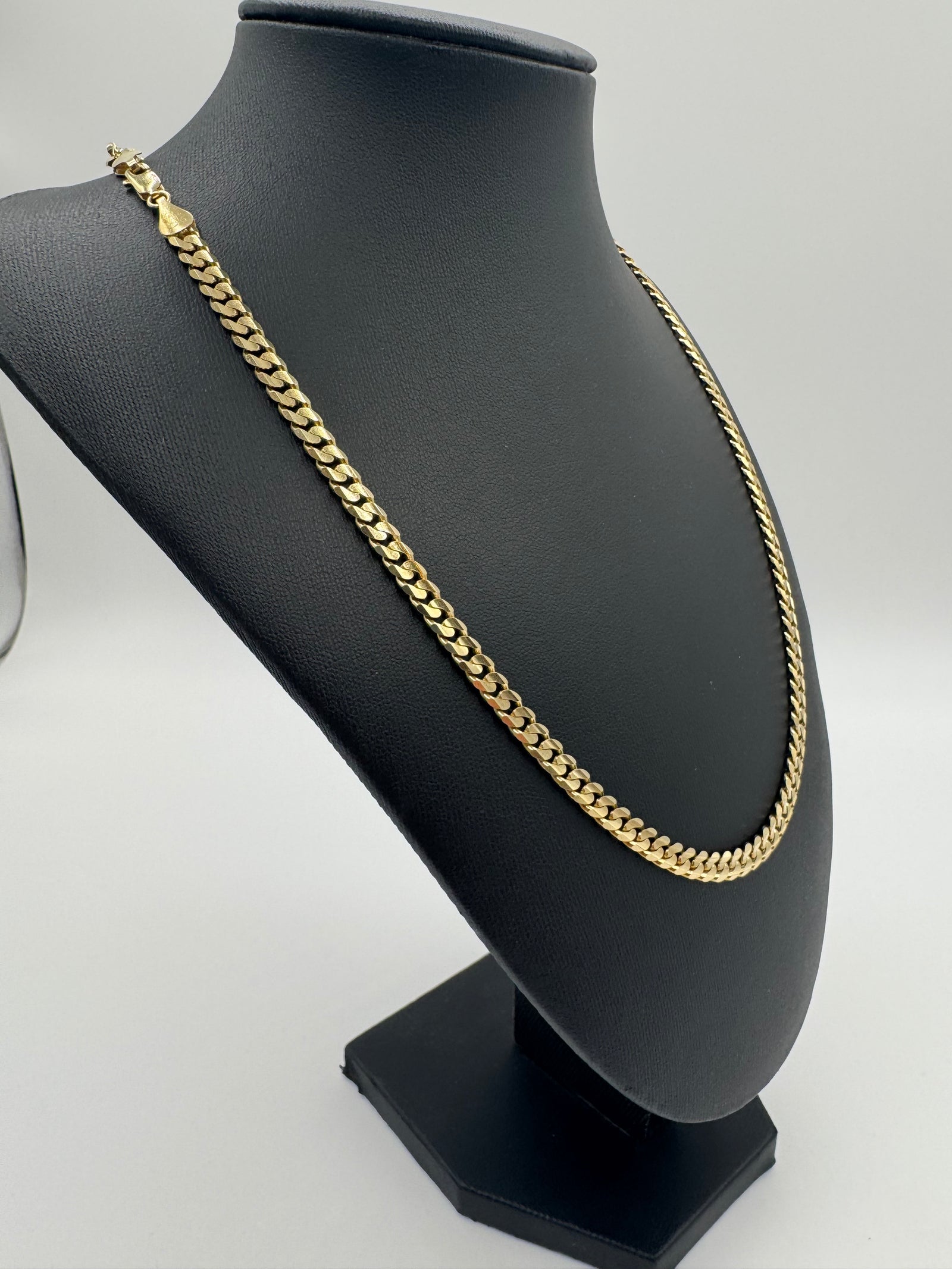 5MM Concave Curb Chain 22 inches