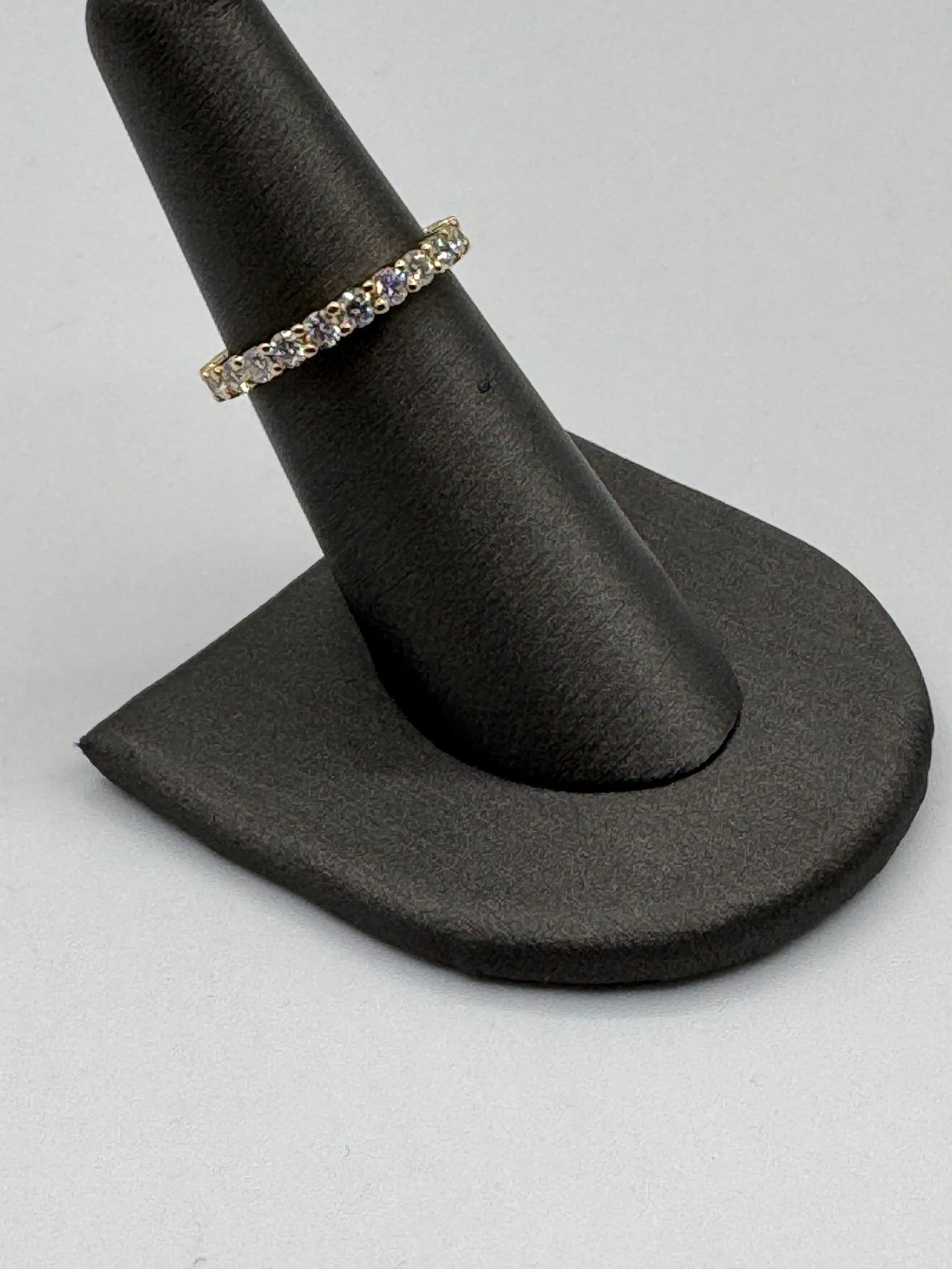 2.5mm 1 Row Diamond Eternity Ring-Size 6