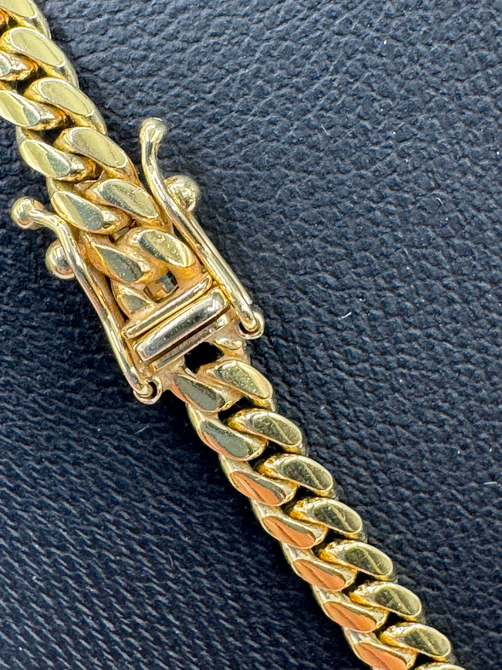 4MM Miami Cuban Link 22 inches (BOX LOCK)