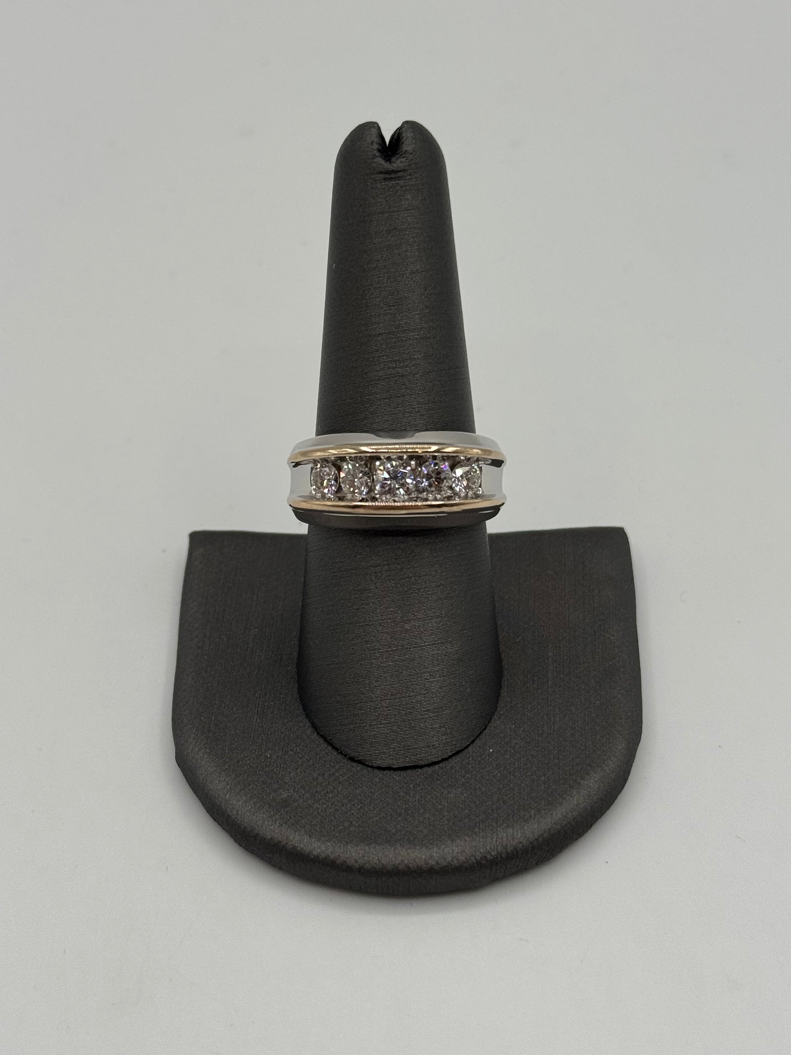 10mm Diamond Ring-Size 8.5