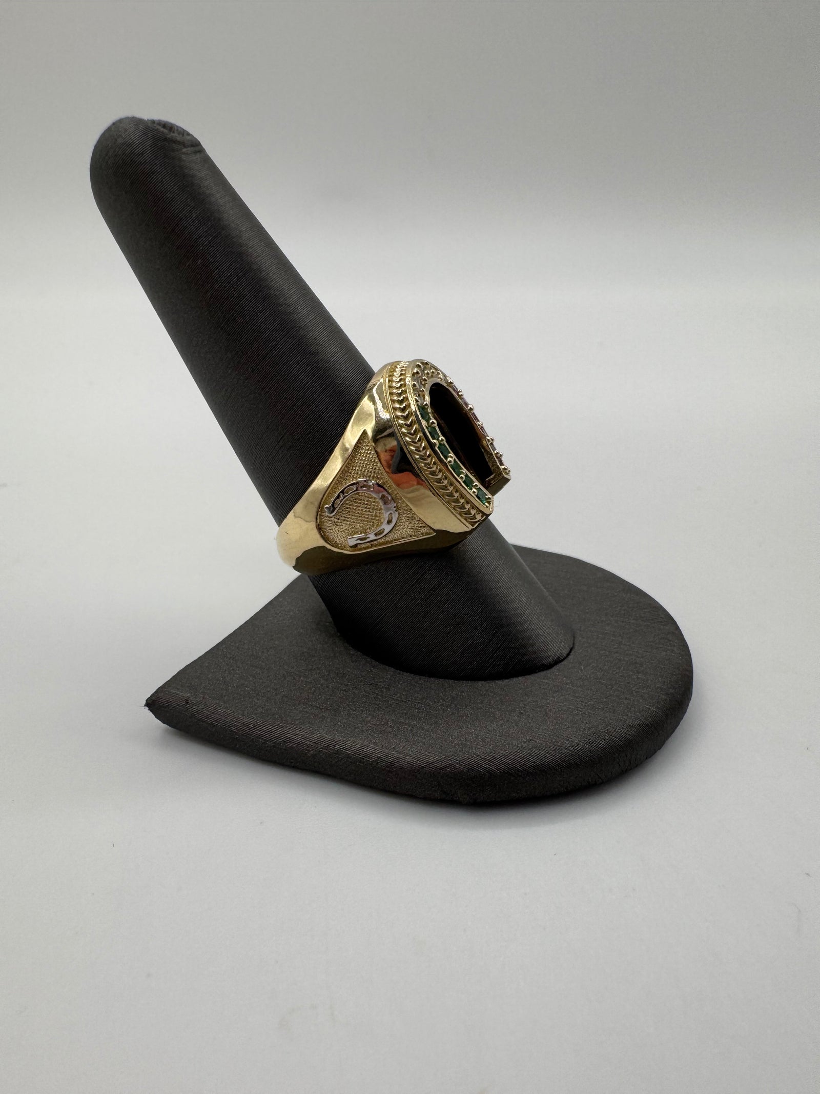 19mm Horseshoe Ring-Size 9.5