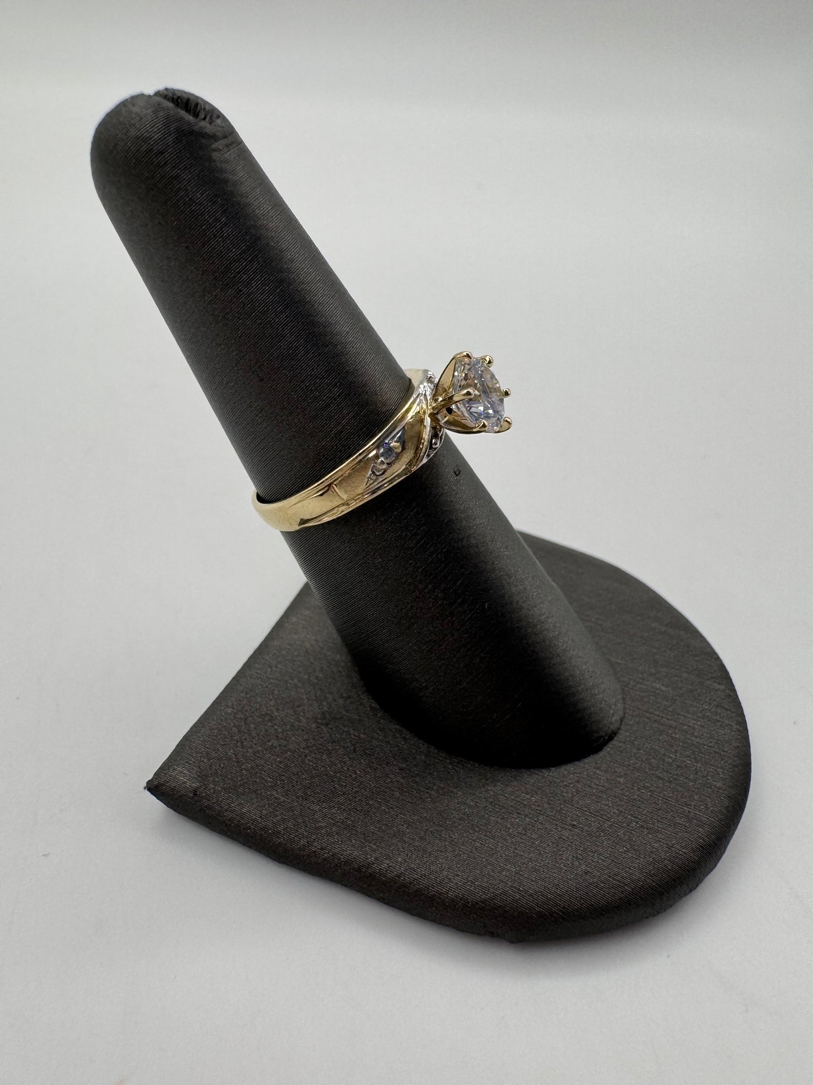 4mm Gold Ring-Size 7