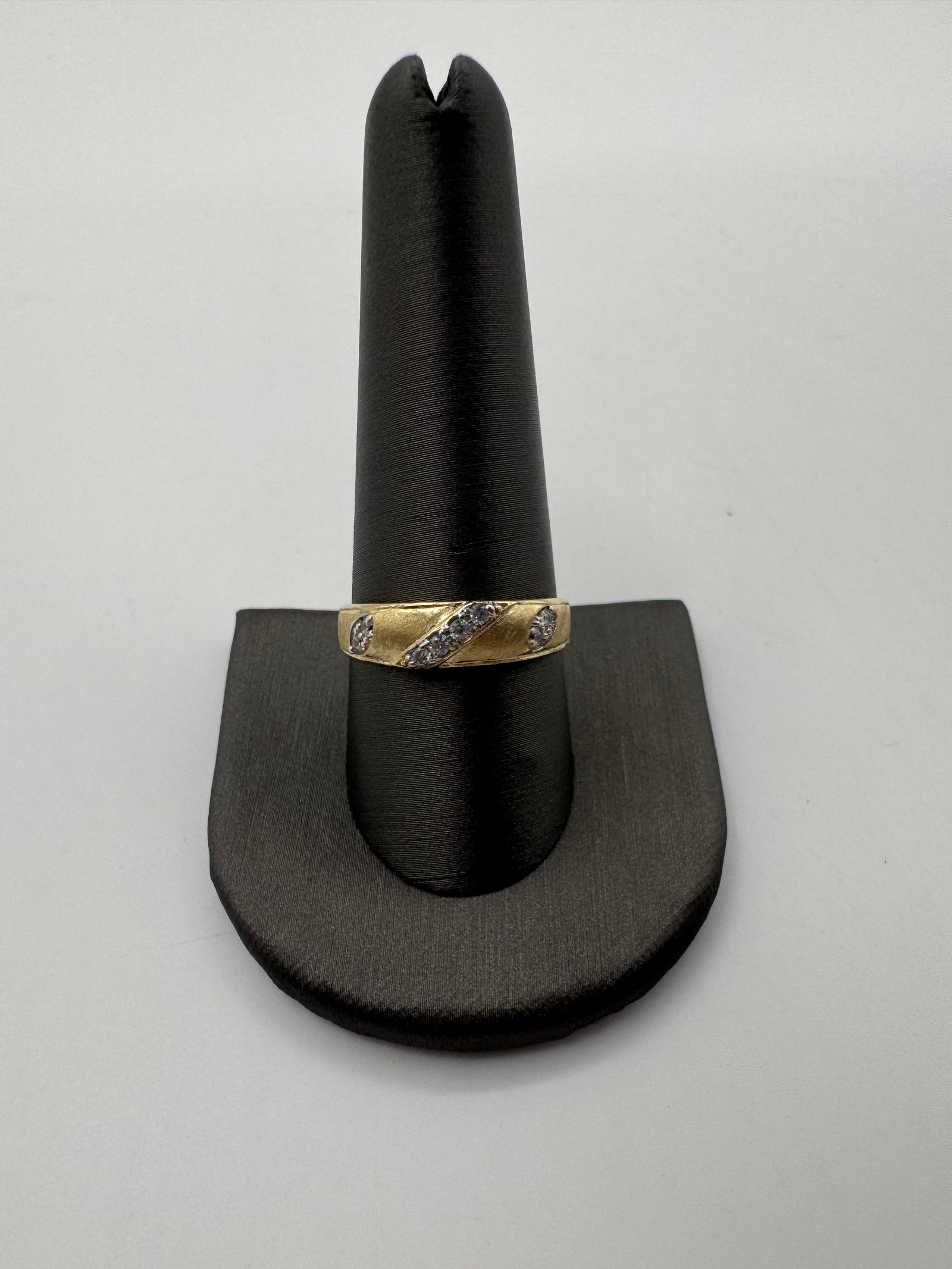 5.5mm Gold Ring-Size 10