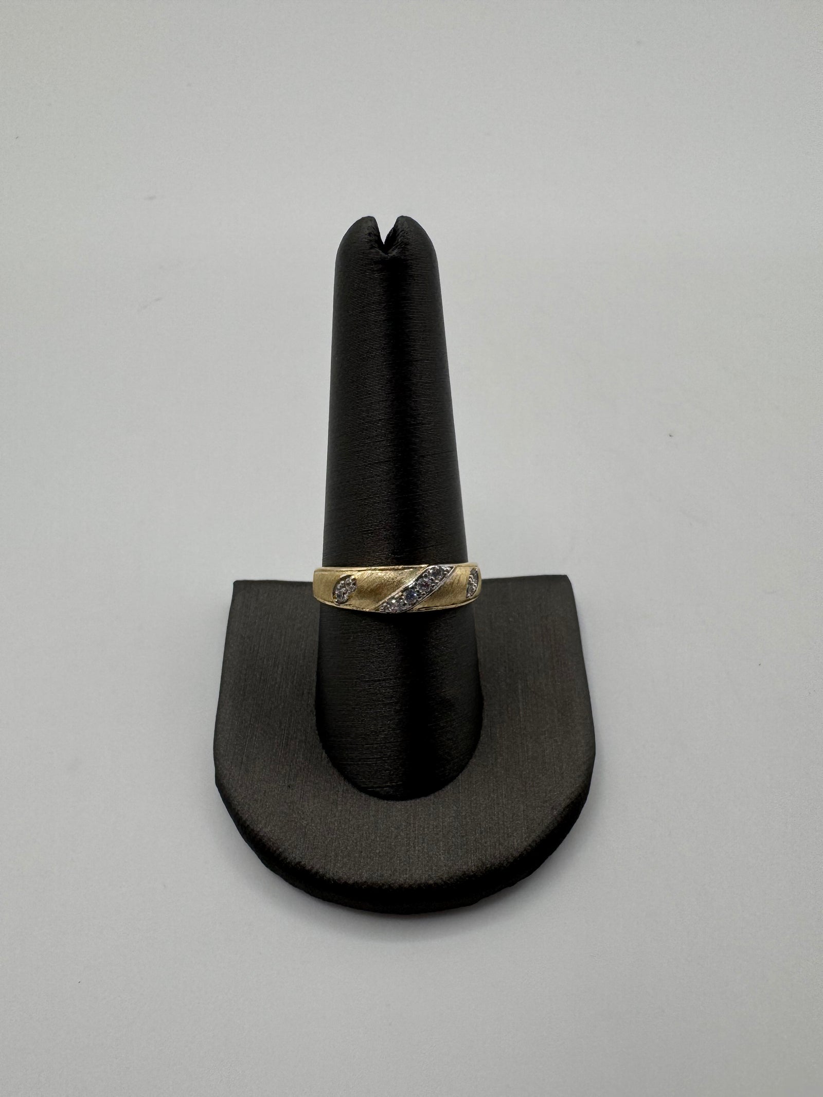 5.5mm Gold Ring-Size 9.5