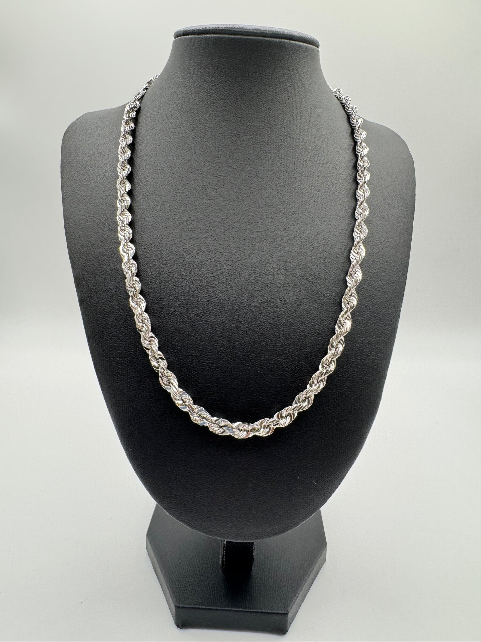 6mm Rope Chain 20 inches (DIAMOND CUT)
