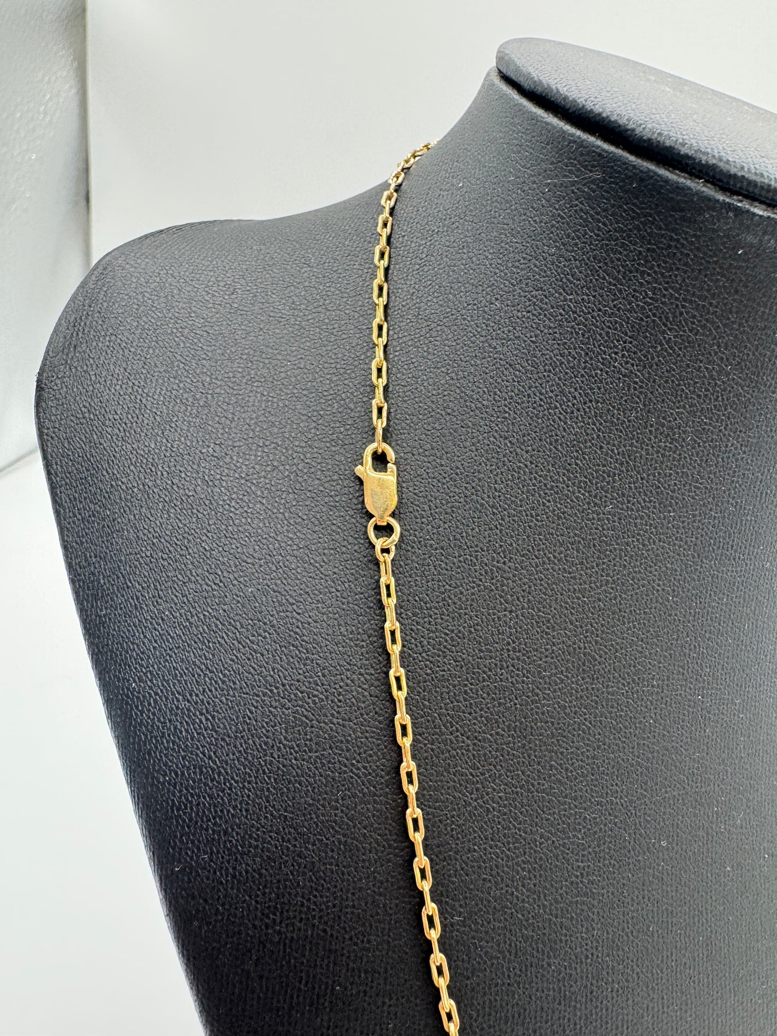 1.8MM Diamond Bar Necklace (18 inches)