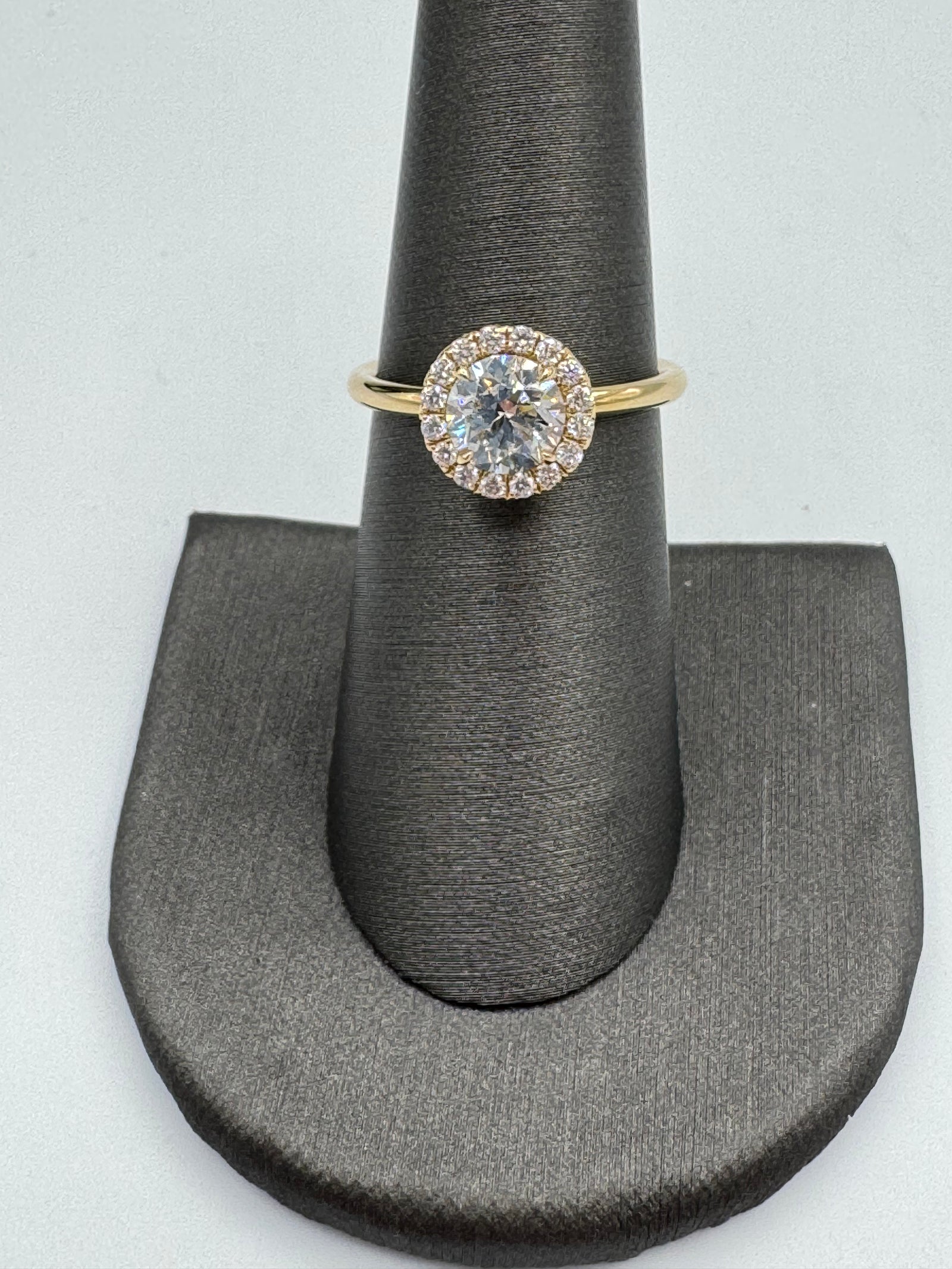 DIAMOND HALO RING (LAB DIAMOND) BRAND NEW JACOJE SAMPLE