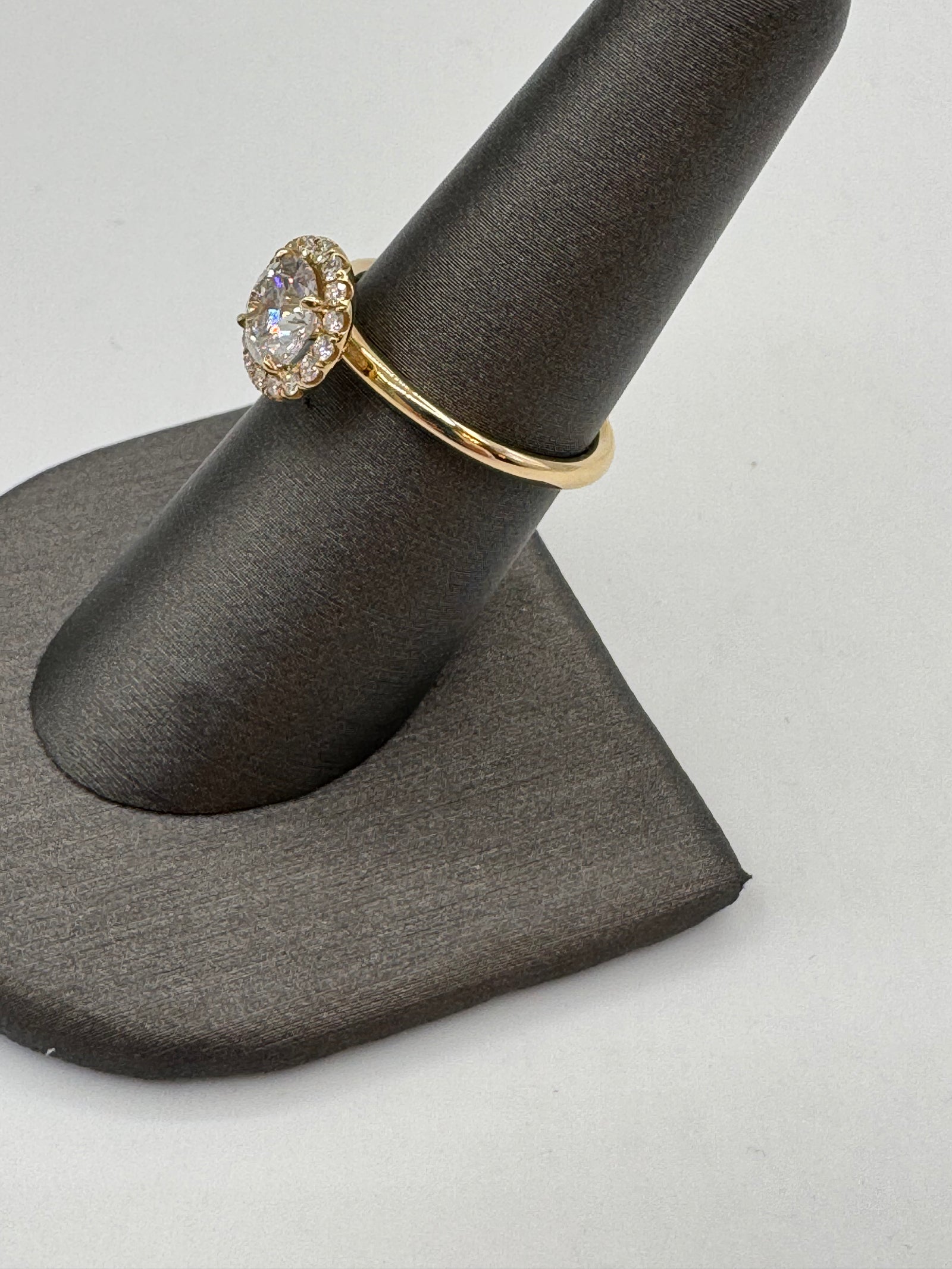 DIAMOND HALO RING (LAB DIAMOND) BRAND NEW JACOJE SAMPLE