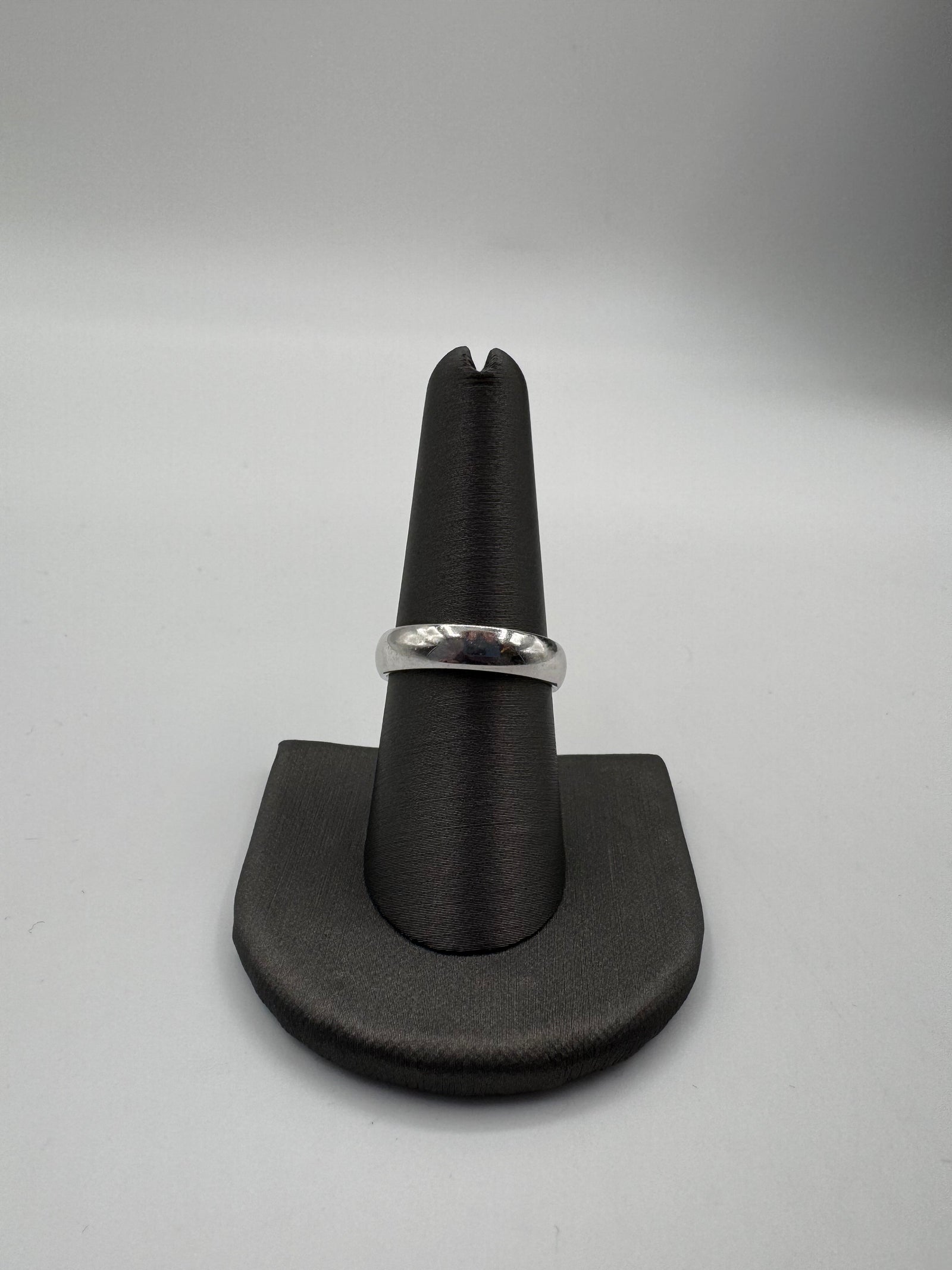 5mm Gold Ring-Size 8