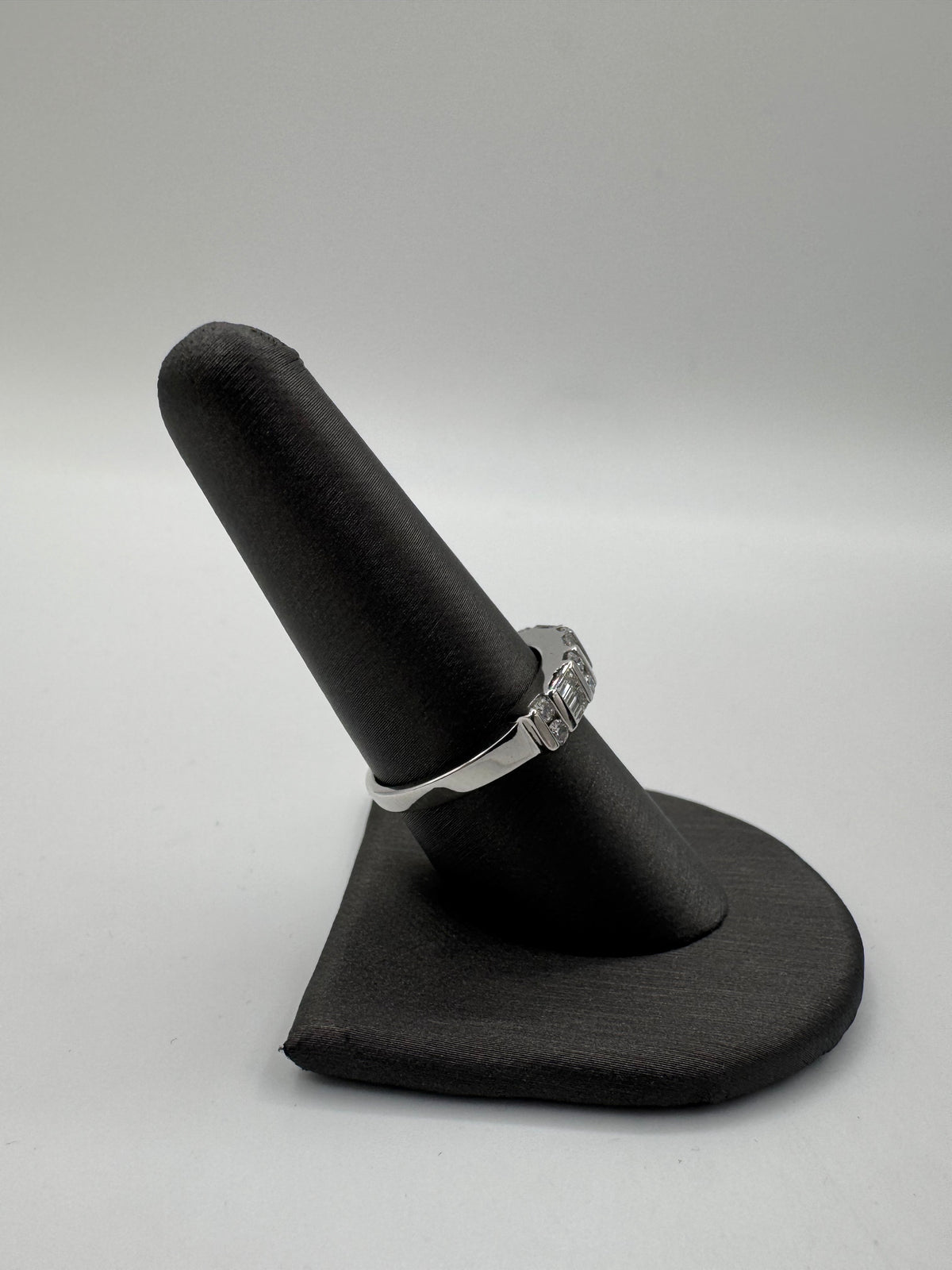 4.5mm Diamond Ring-Size 8.5