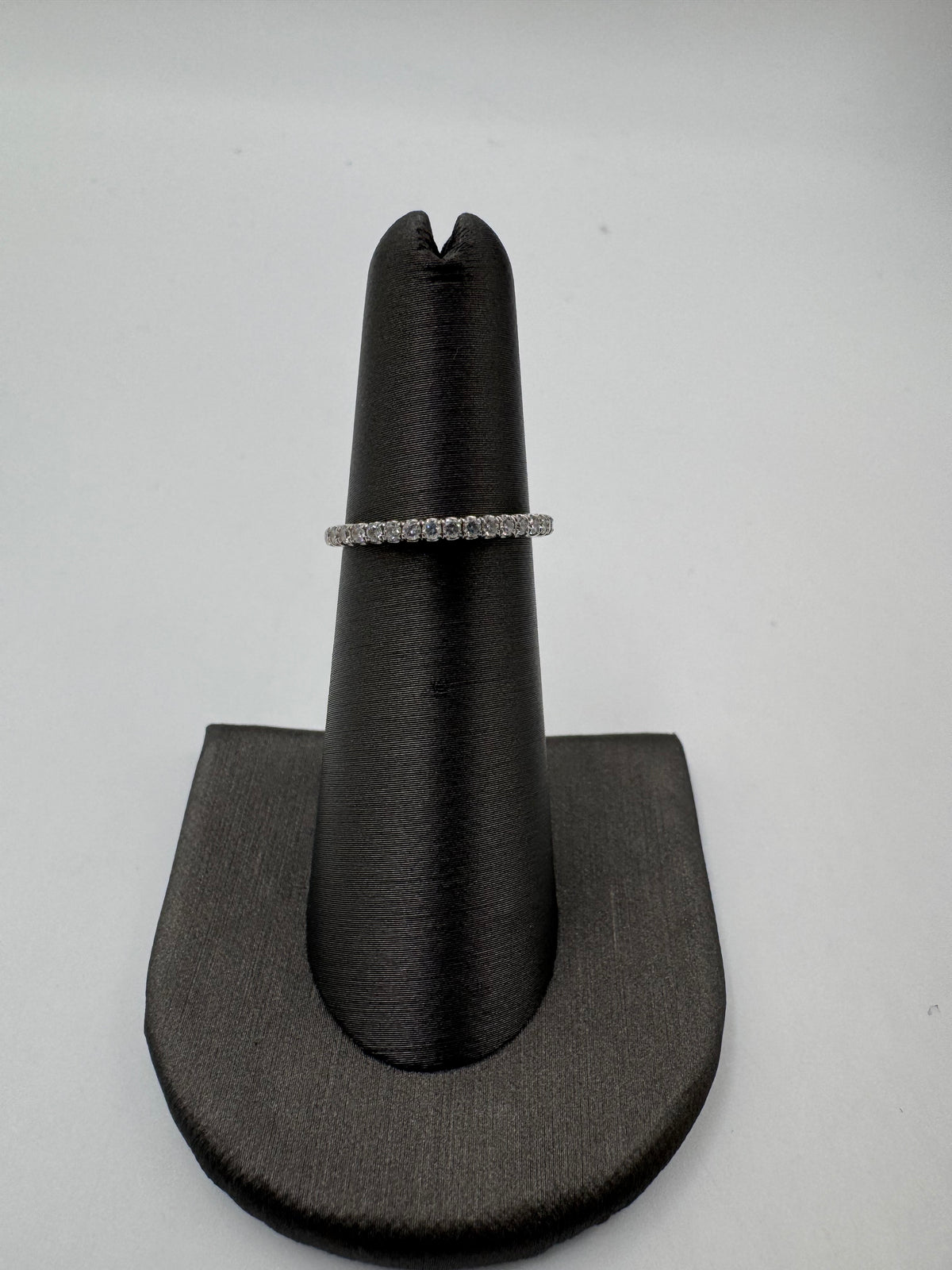 1.8mm Diamond Ring-Size 5