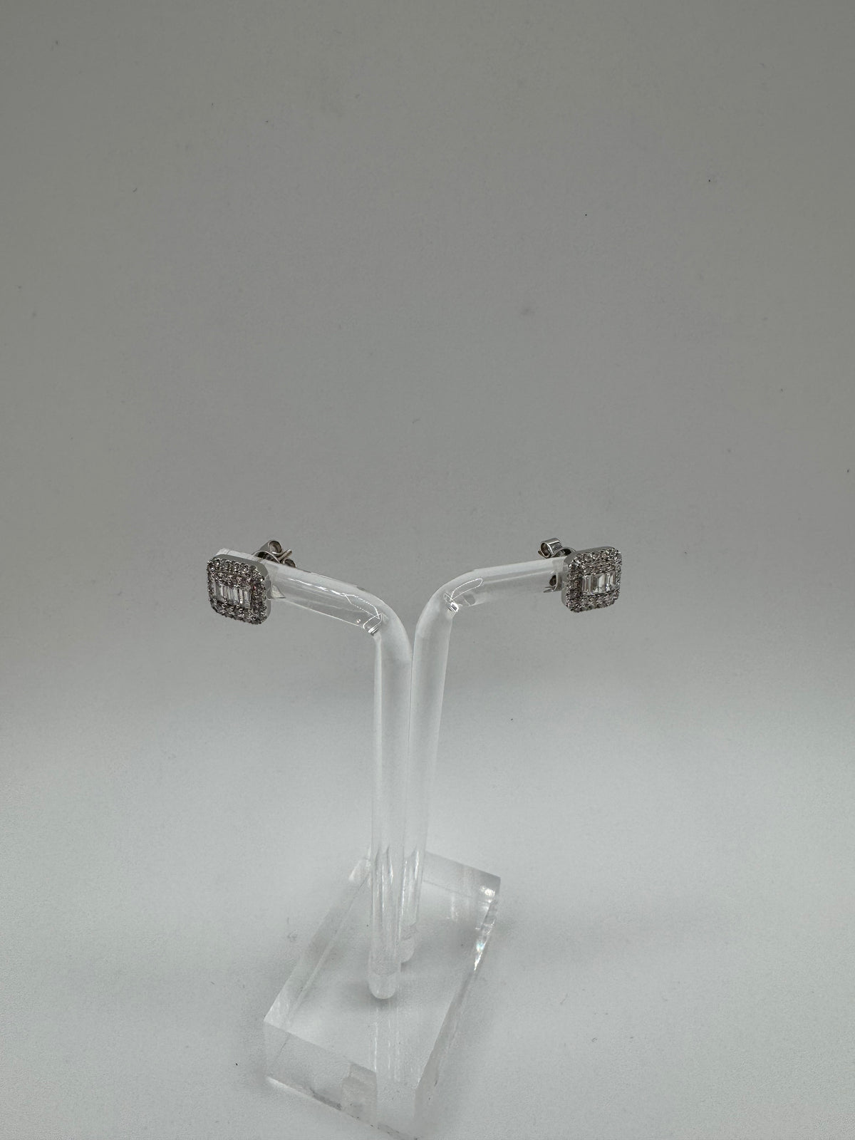 DIAMOND EARRINGS (NATURAL DIAMONDS)