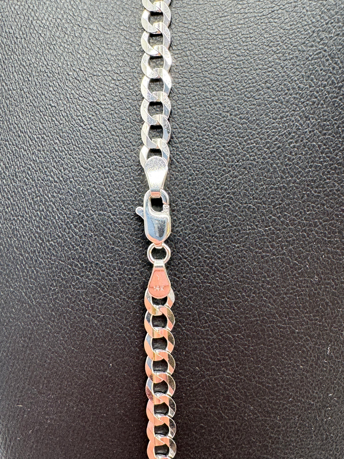 4.5MM Flat Curb Chain 22 inches