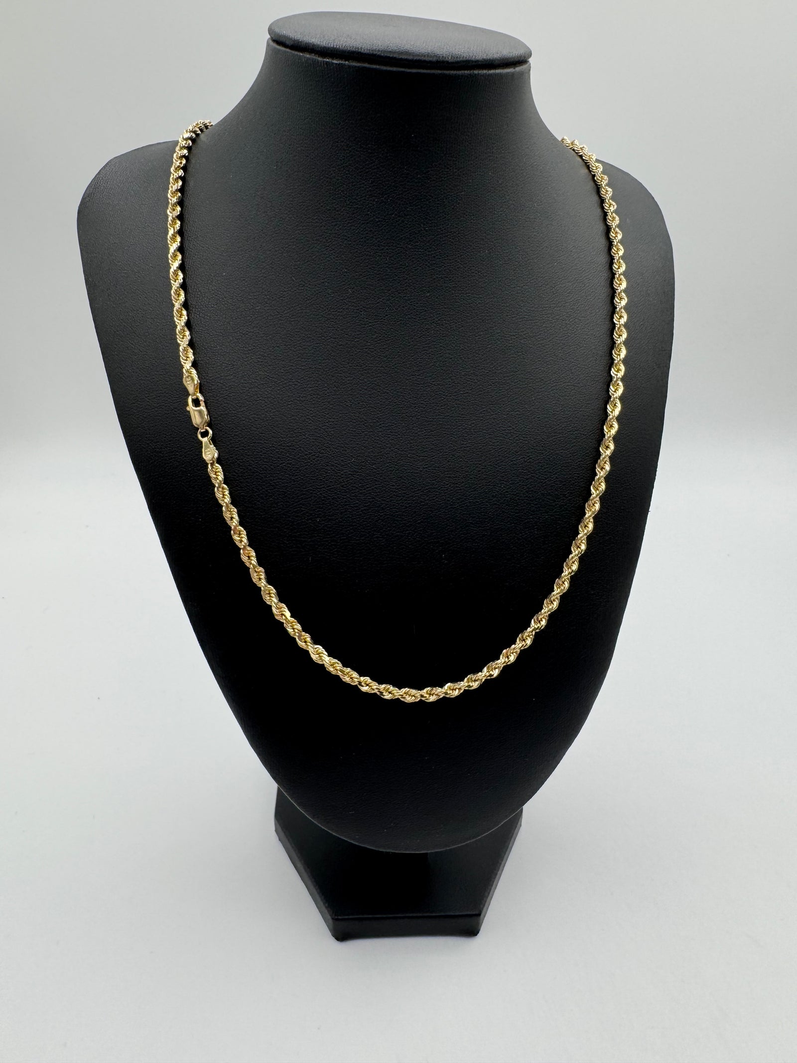 3.5mm Rope Chain 22 inches (DIAMOND CUT)