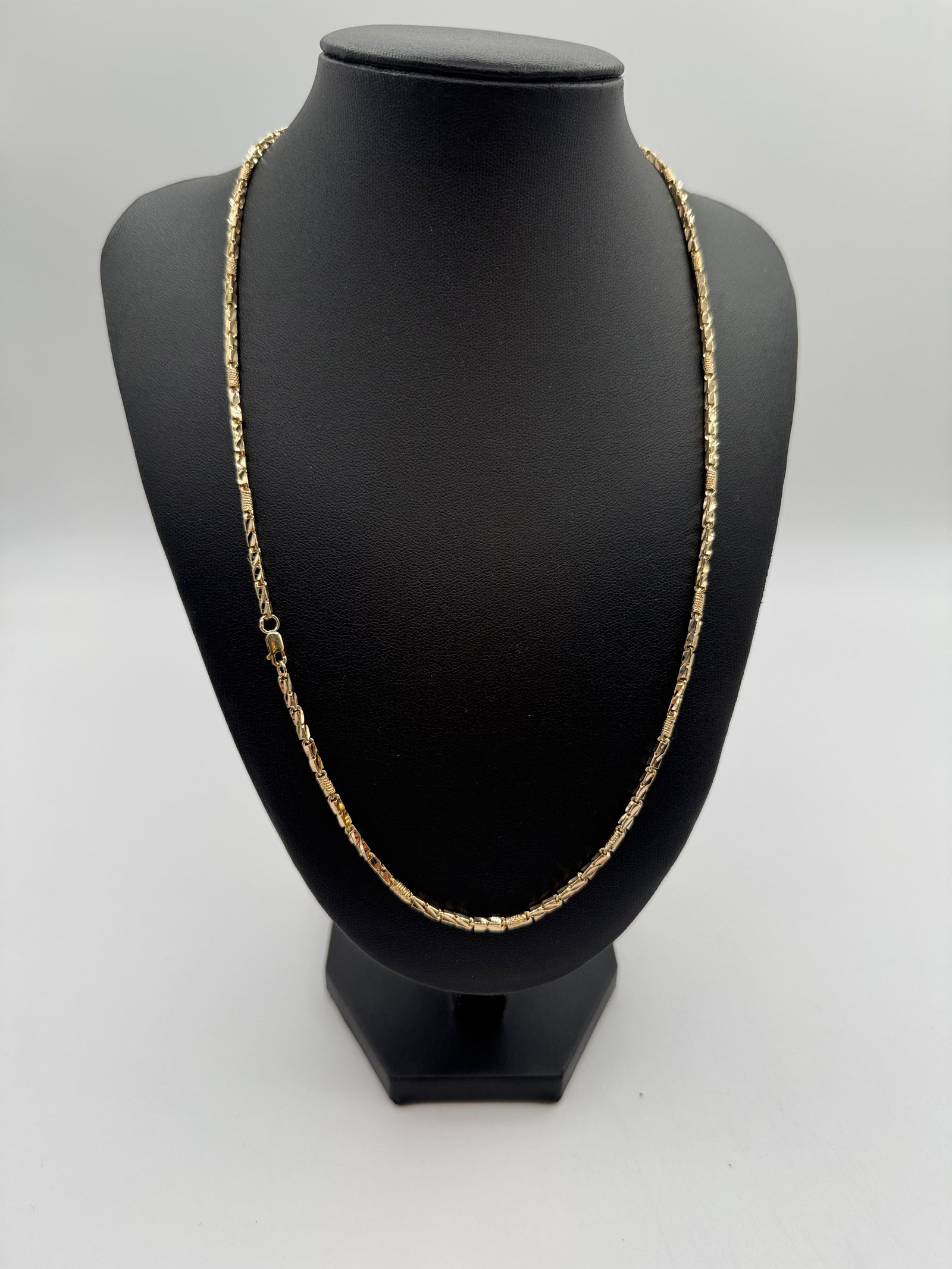 2.5mm Barrel Link Chain 22 inches
