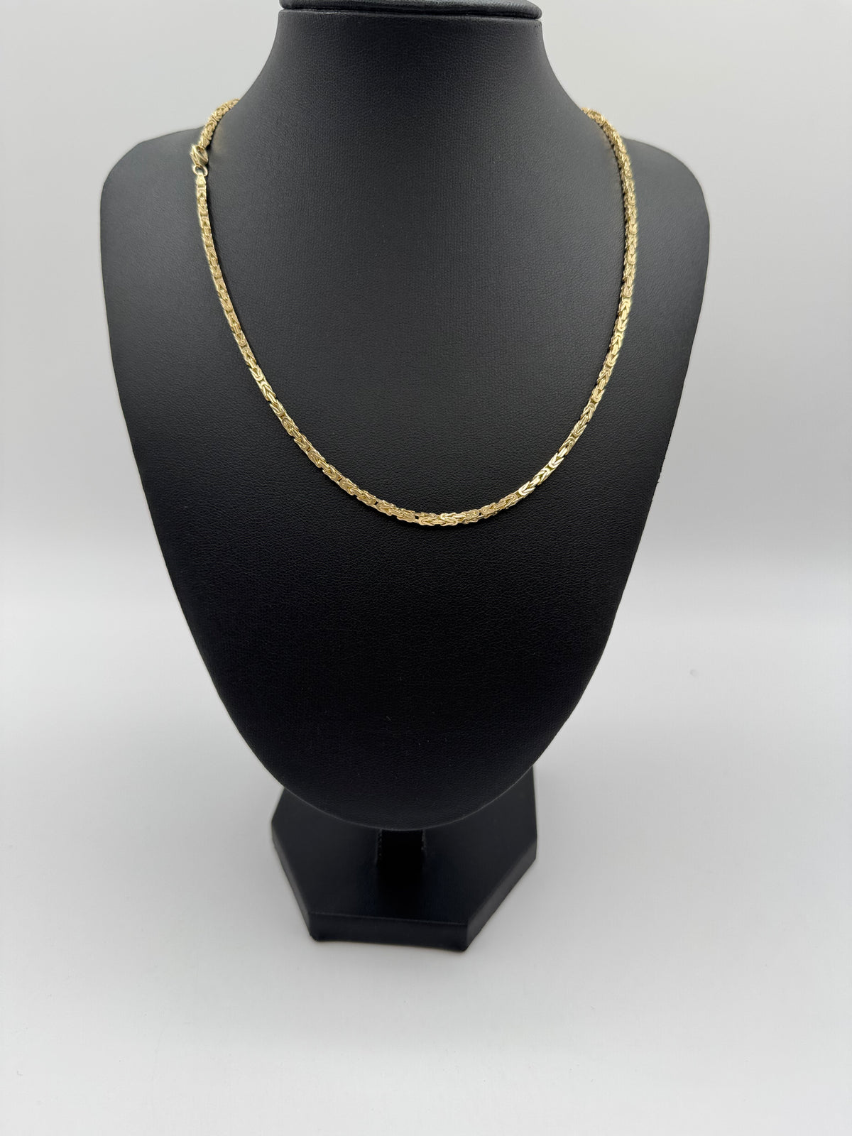 2mm Byzantine Chain 18 inches