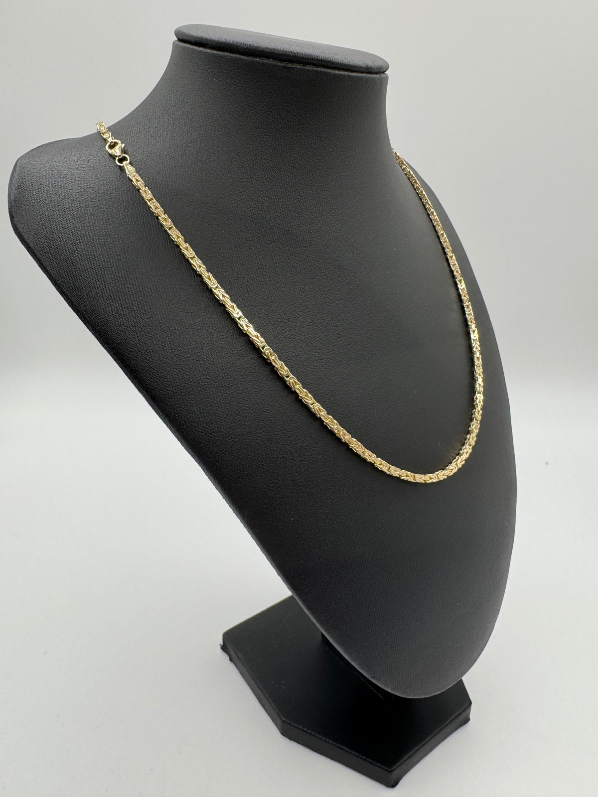 2mm Byzantine Chain 22 inches