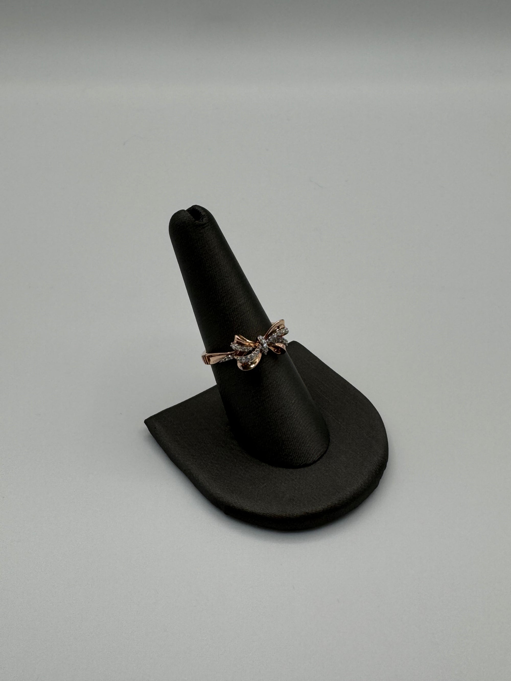 Bow Ring (DIAMOND)-Size 7.75