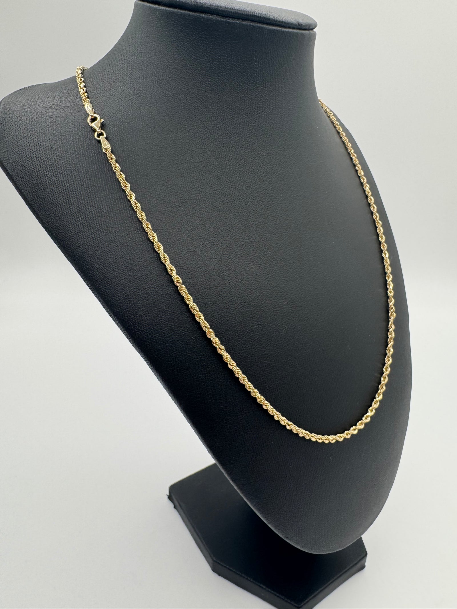 2.5mm Rope Chain 20 inches (DIAMOND CUT)