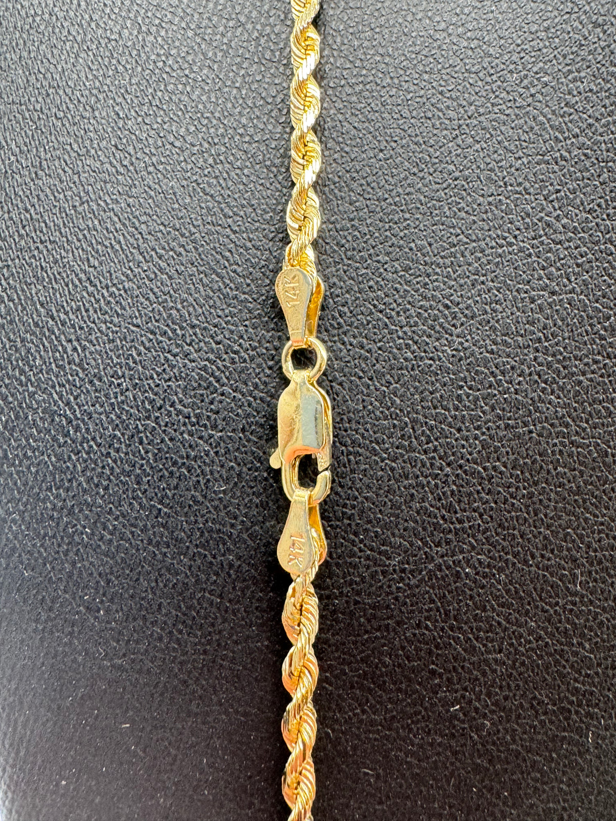 2.5mm Rope Chain 22 inches (DIAMOND CUT)