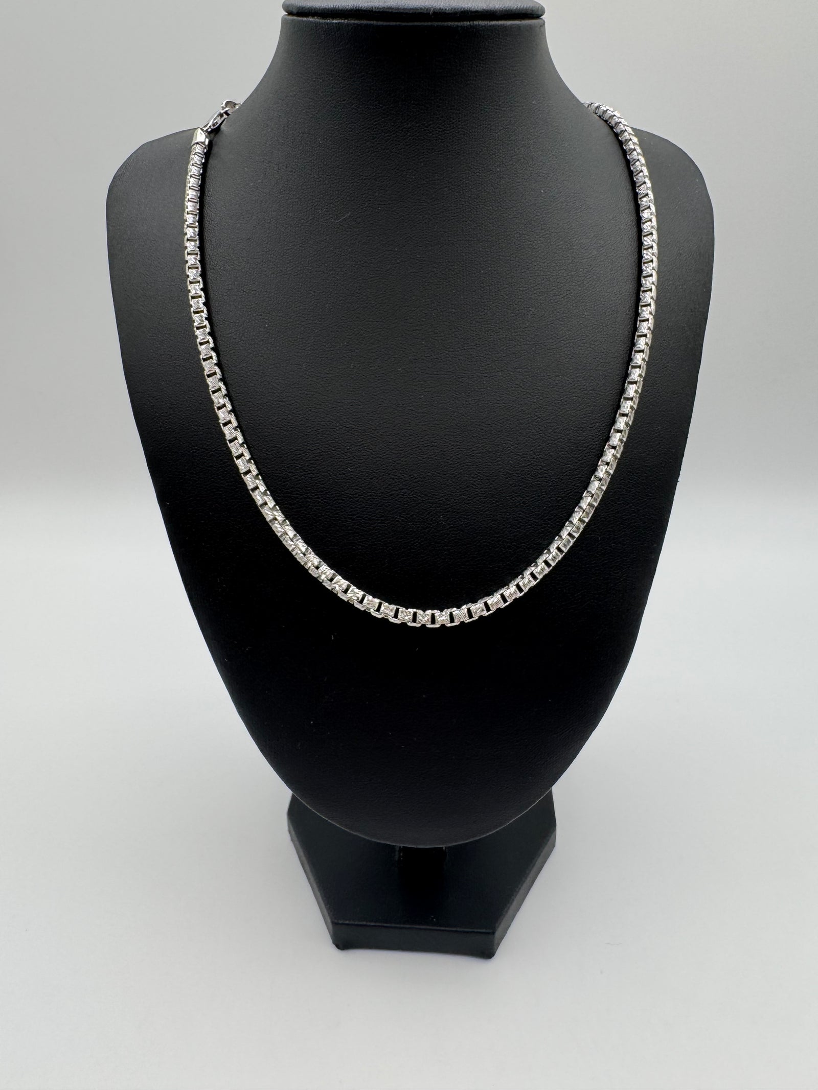 4mm Box Chain 24 inches