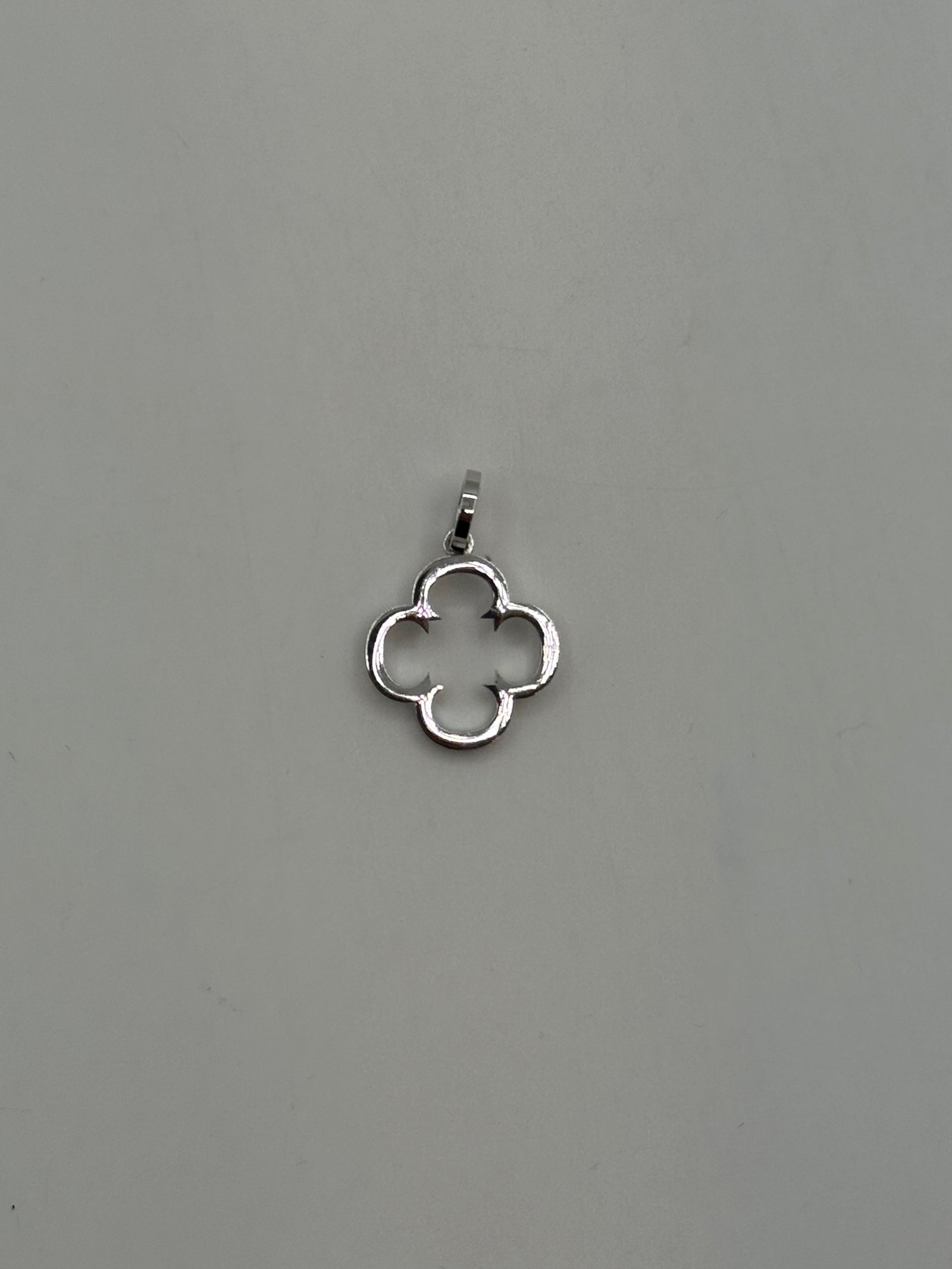 Jacoje Mini Clover Pendant-1 Inch