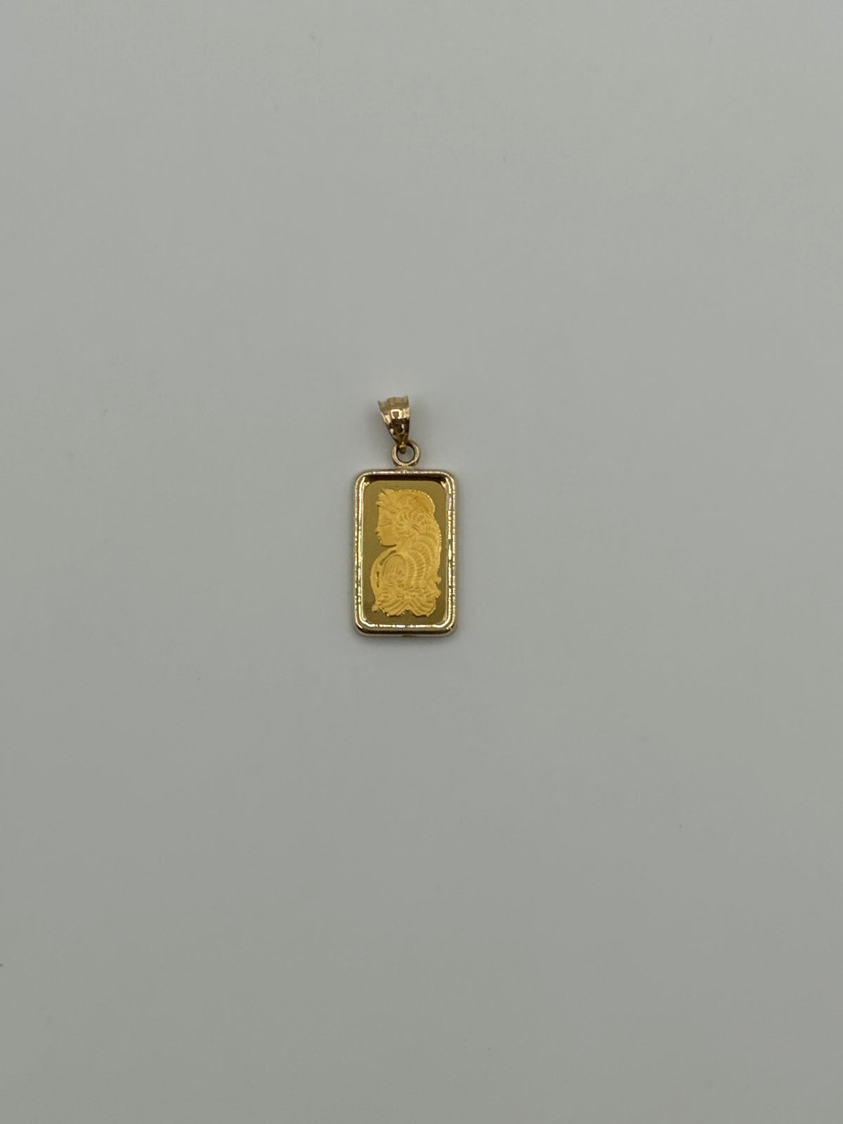 Lady Fortuna Pendant-2.5 Gram