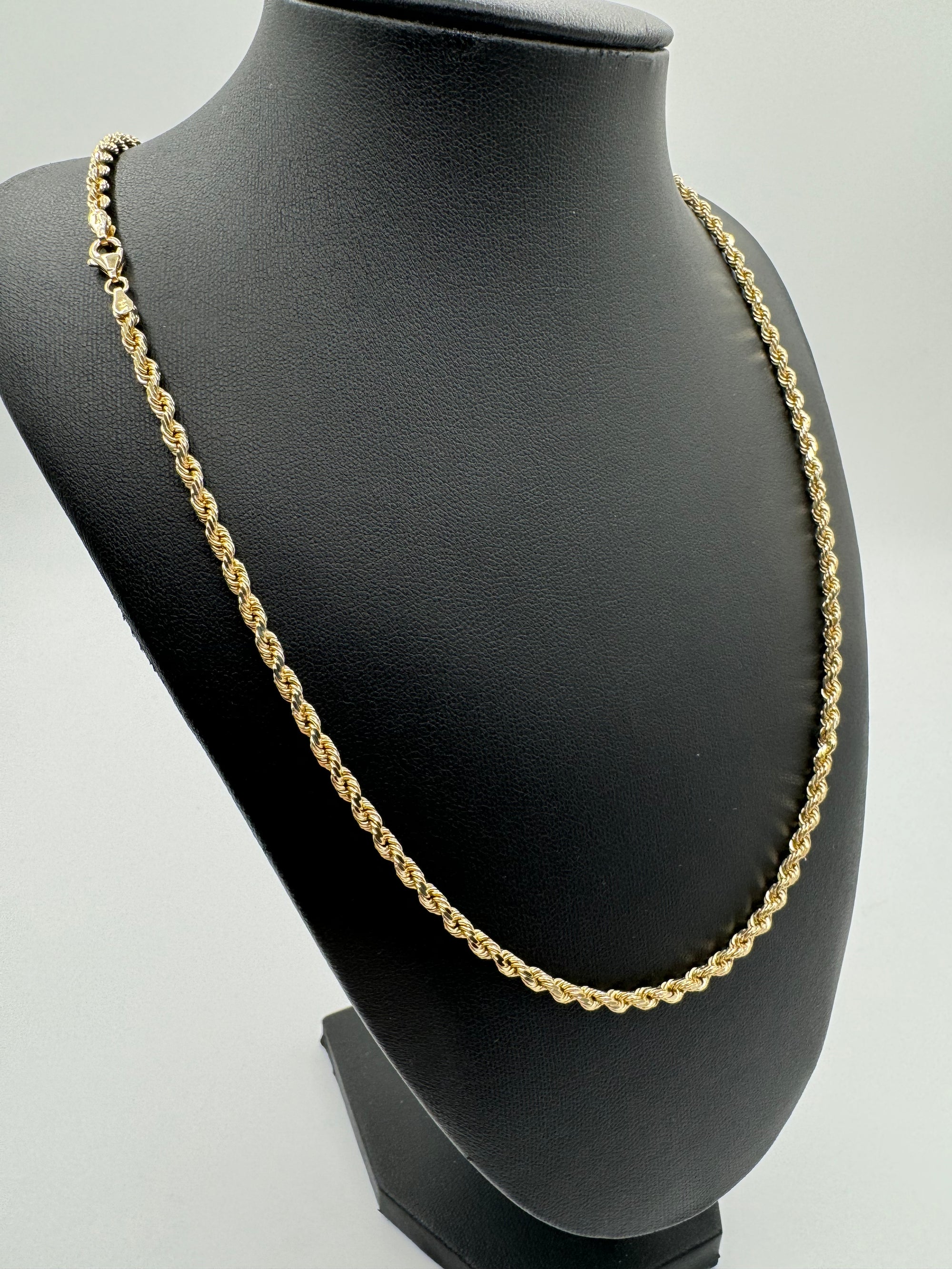 3.5mm Rope Chain 22.5 inches (DIAMOND CUT)