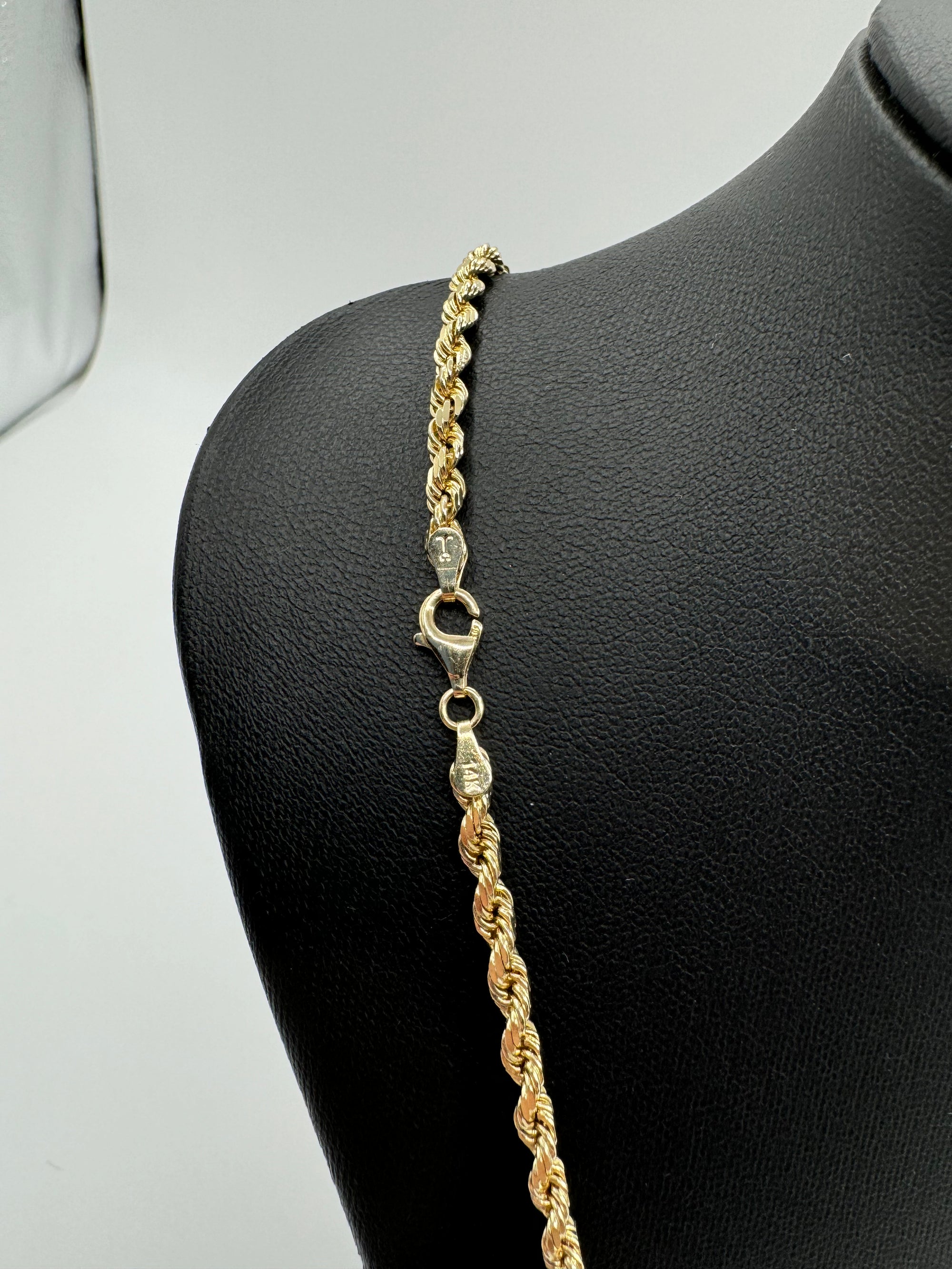 3.5mm Rope Chain 22.5 inches (DIAMOND CUT)