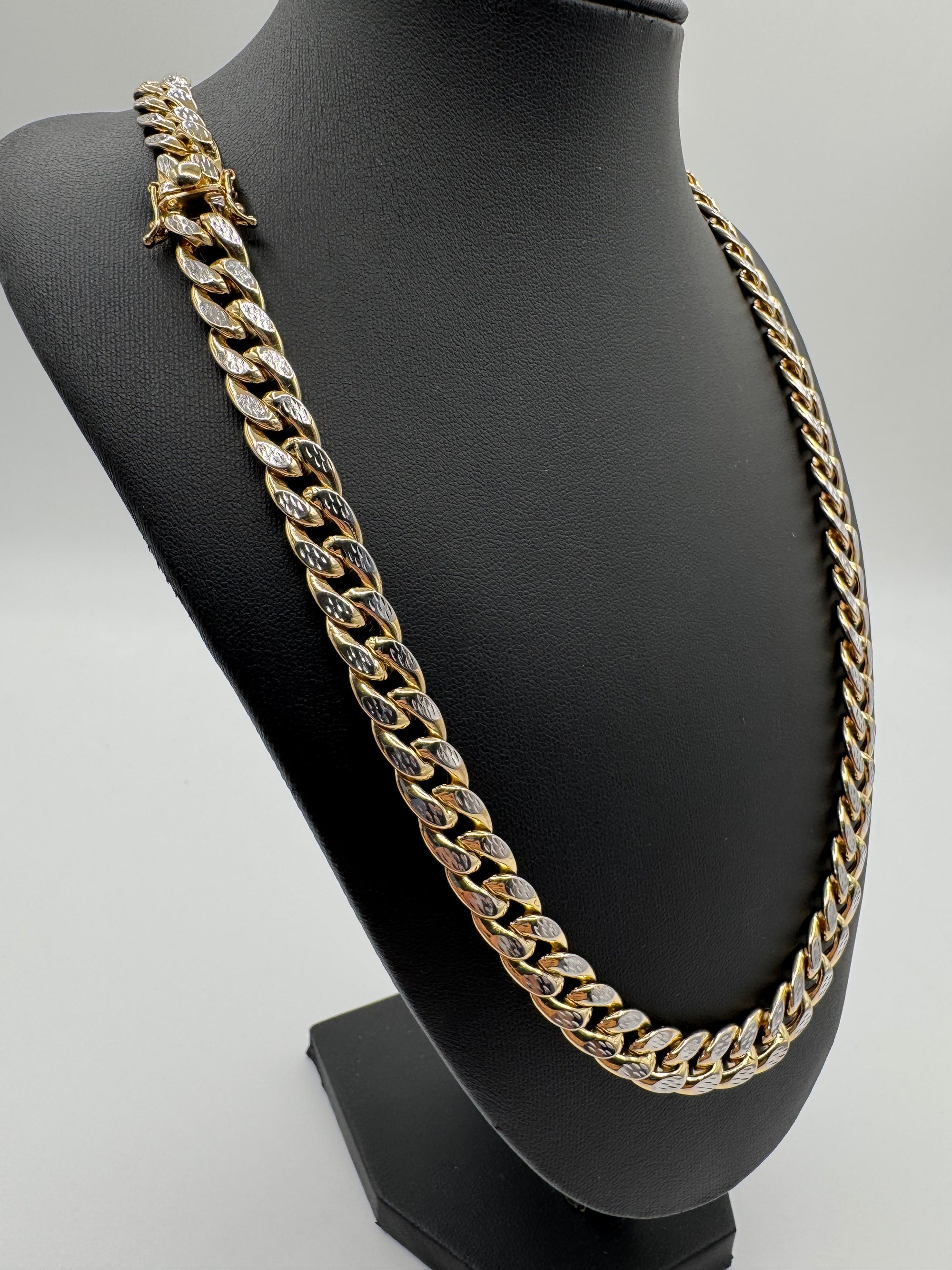 10MM Monaco Chain 22 inches