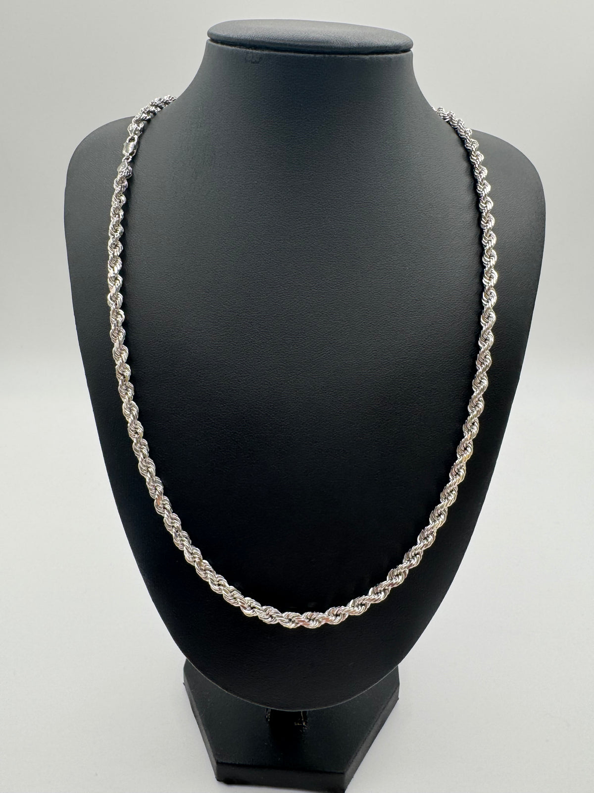 5mm Rope Chain 22 inches (DIAMOND CUT)