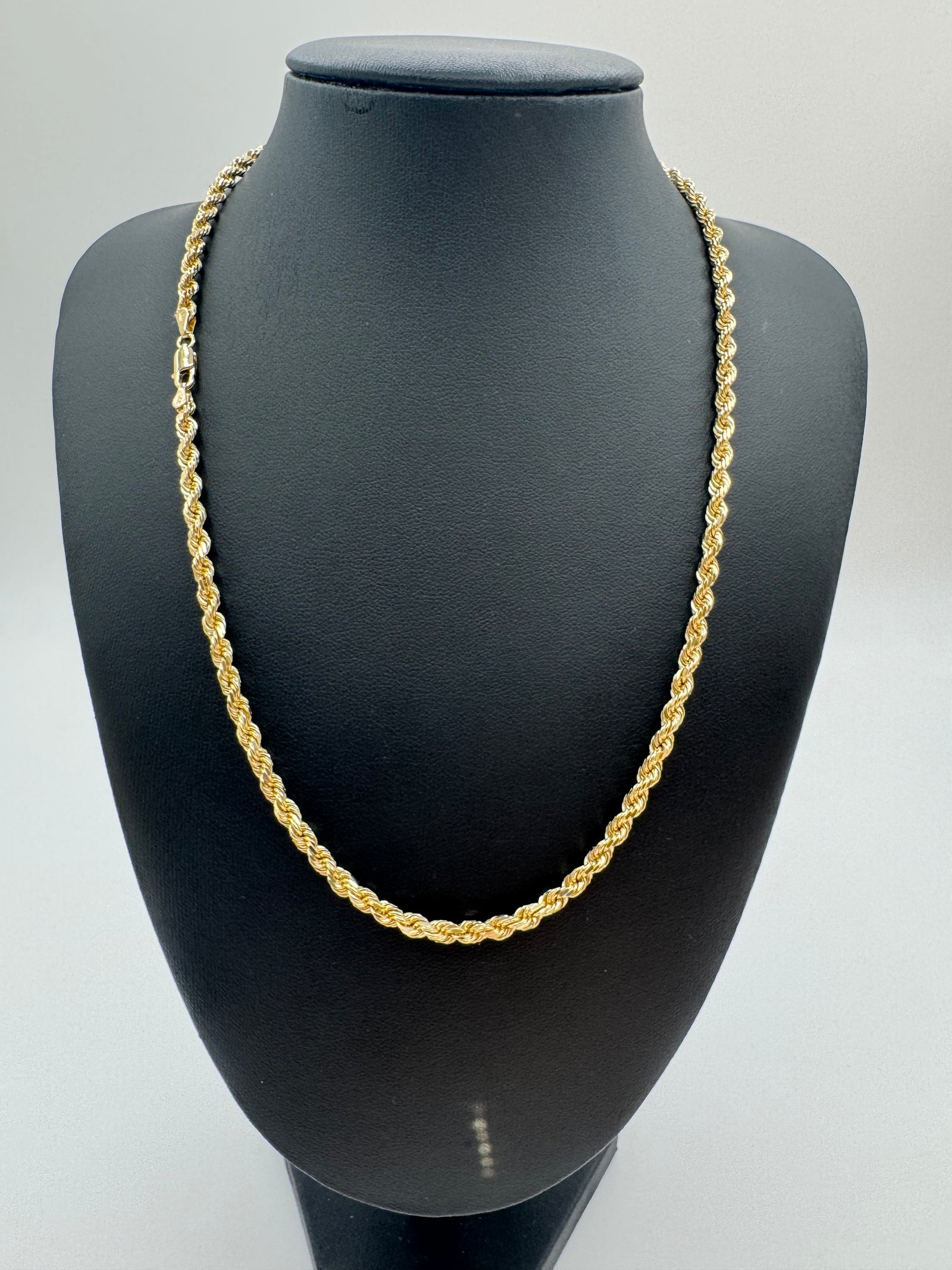 4mm Rope Chain 19 inches (DIAMOND CUT)