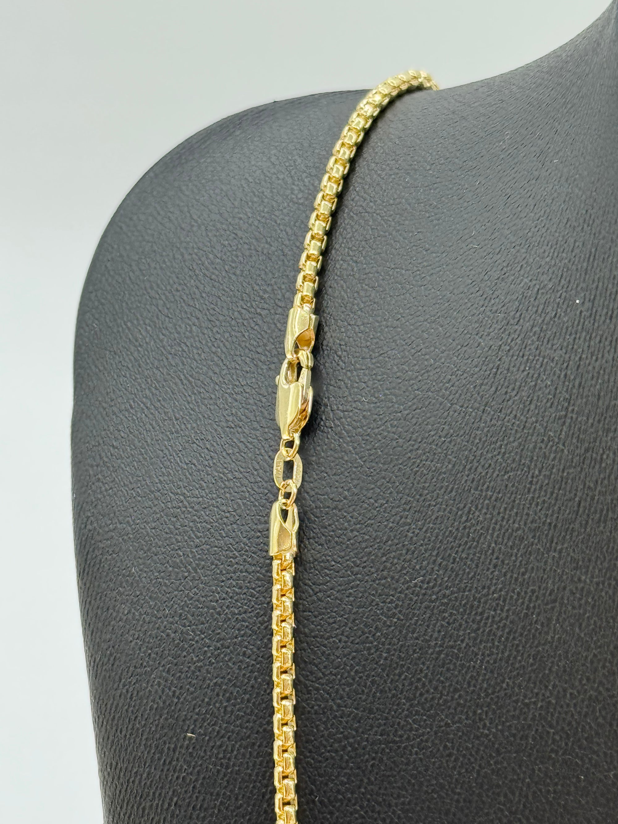 2.5mm Rounded Box Chain 22 inches