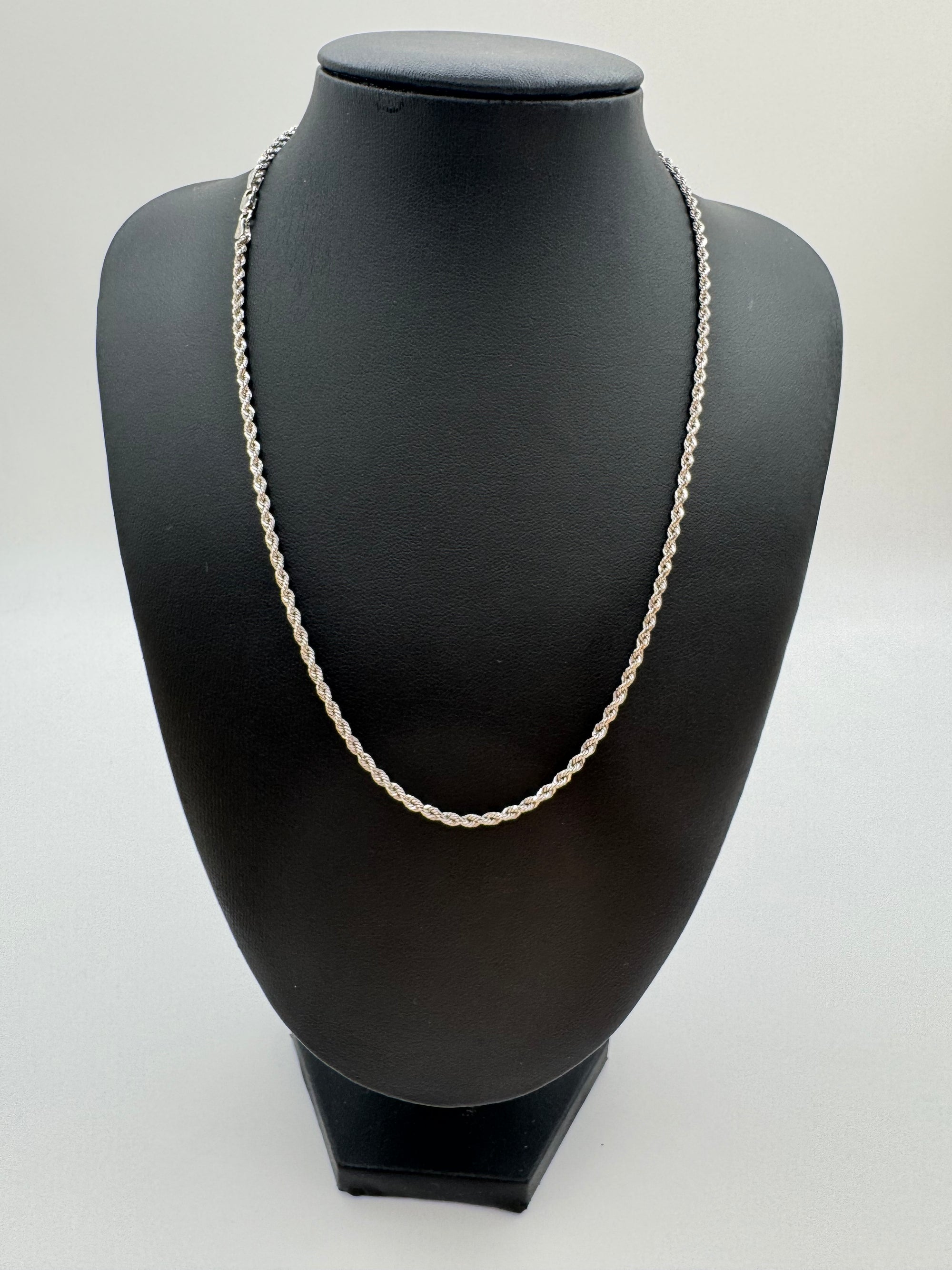 2.5mm Rope Chain 18 inches (DIAMOND CUT)