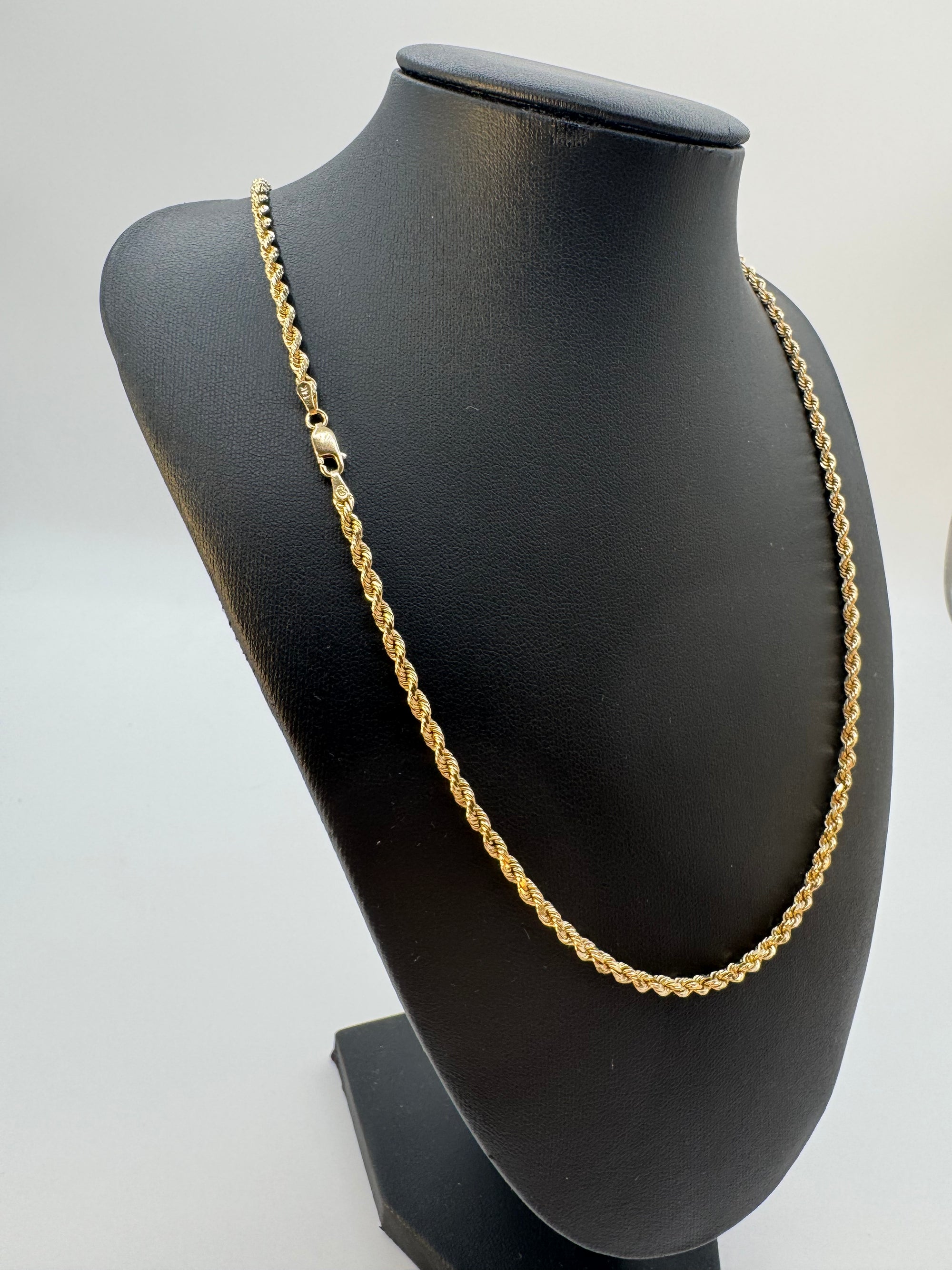 3mm Rope Chain 22 inches (DIAMOND CUT)