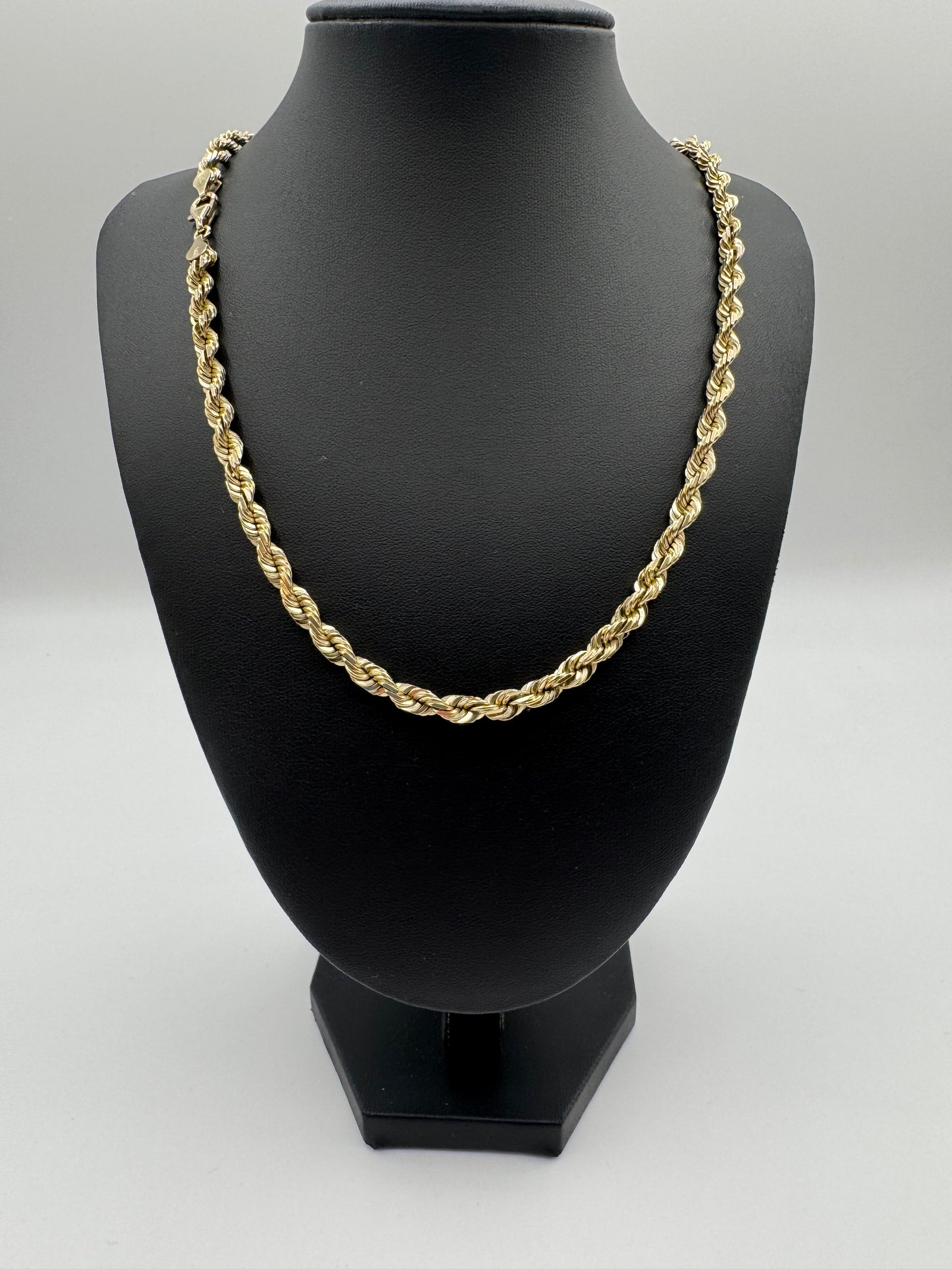 6mm Rope Chain 24 inches (DIAMOND CUT)