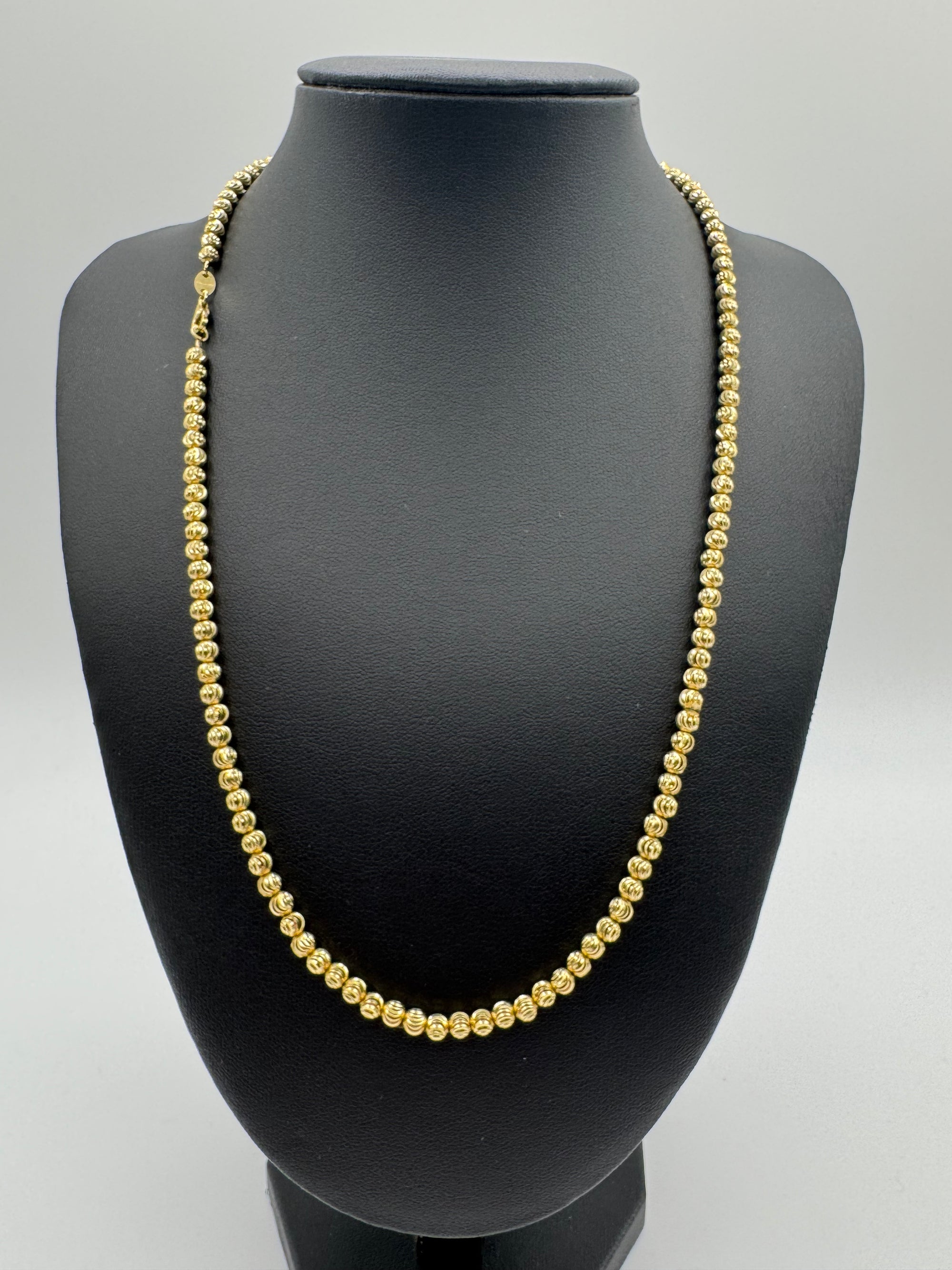 4mm Moon Cut Chain 20 inches