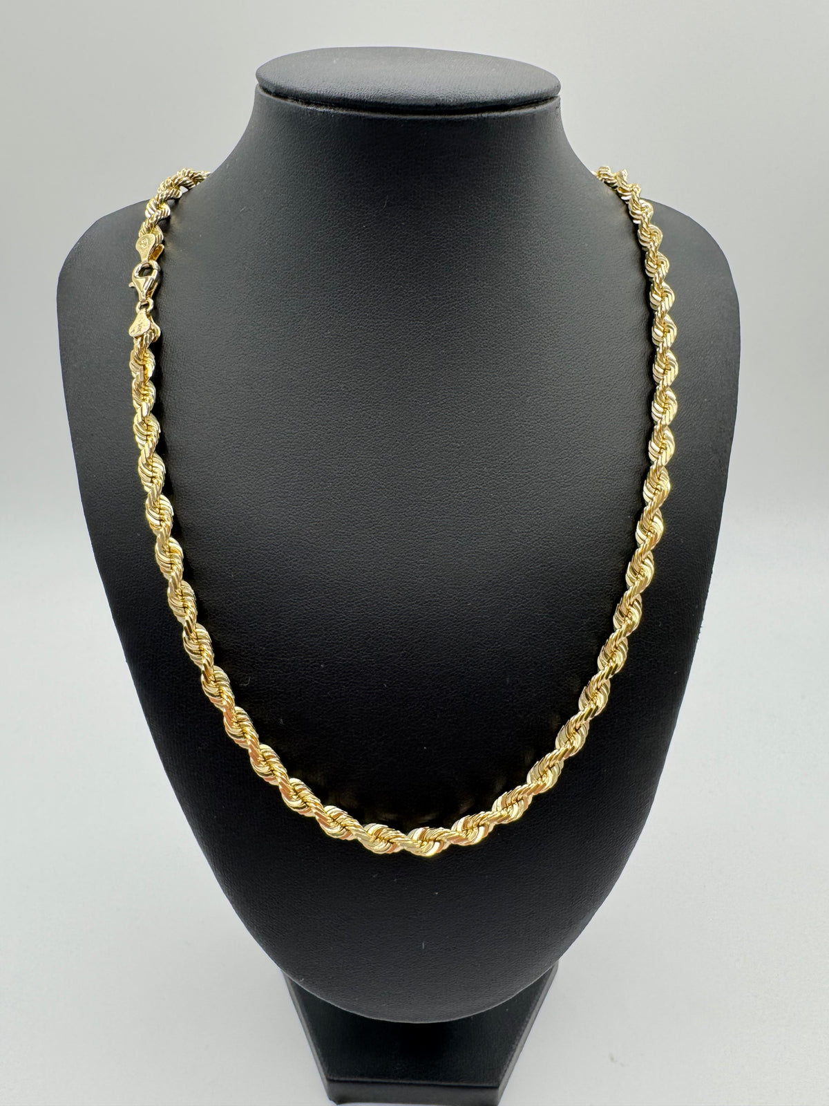 6mm Rope Chain 22 inches (DIAMOND CUT)