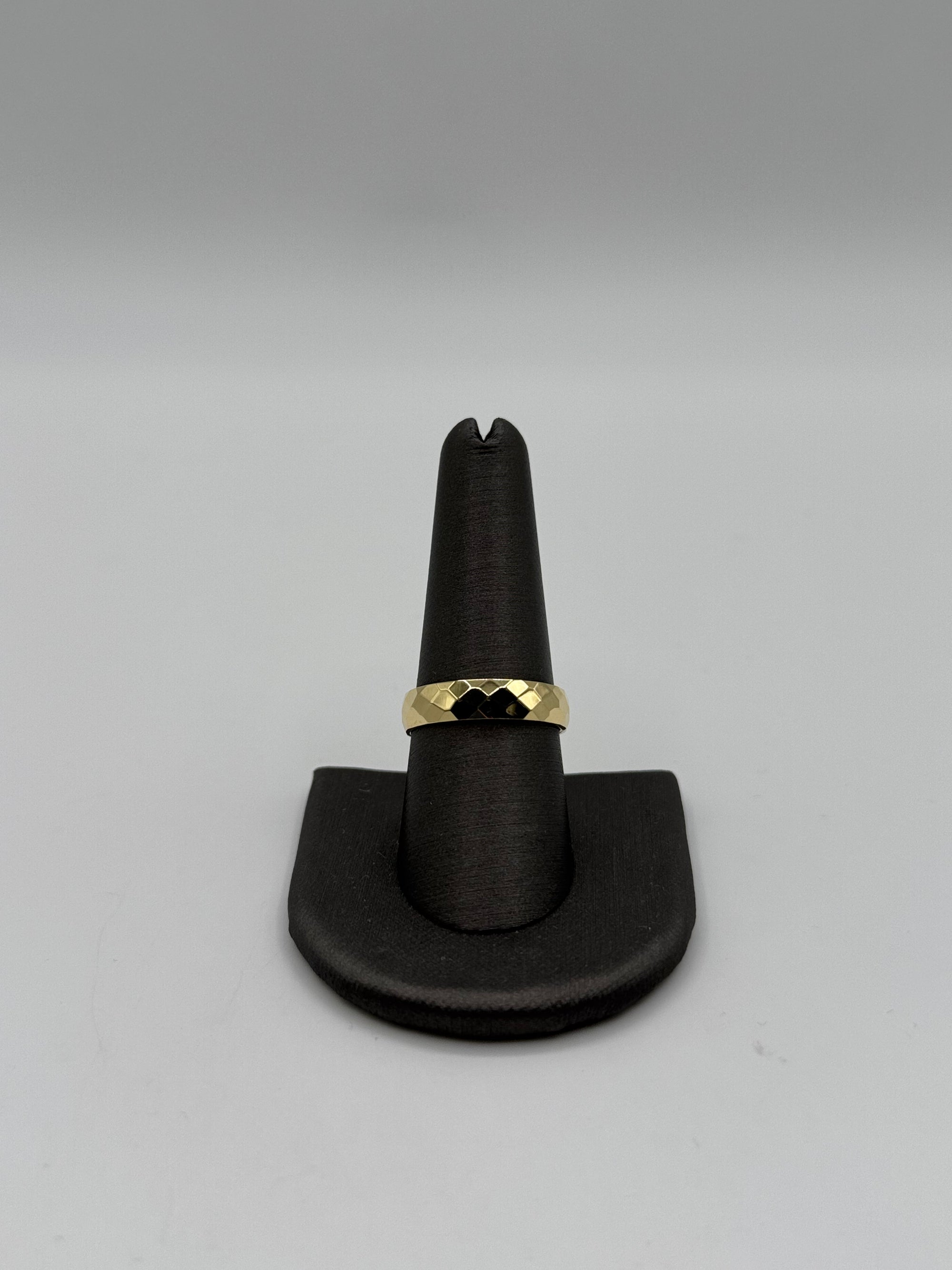 5mm Gold Ring-Size 9