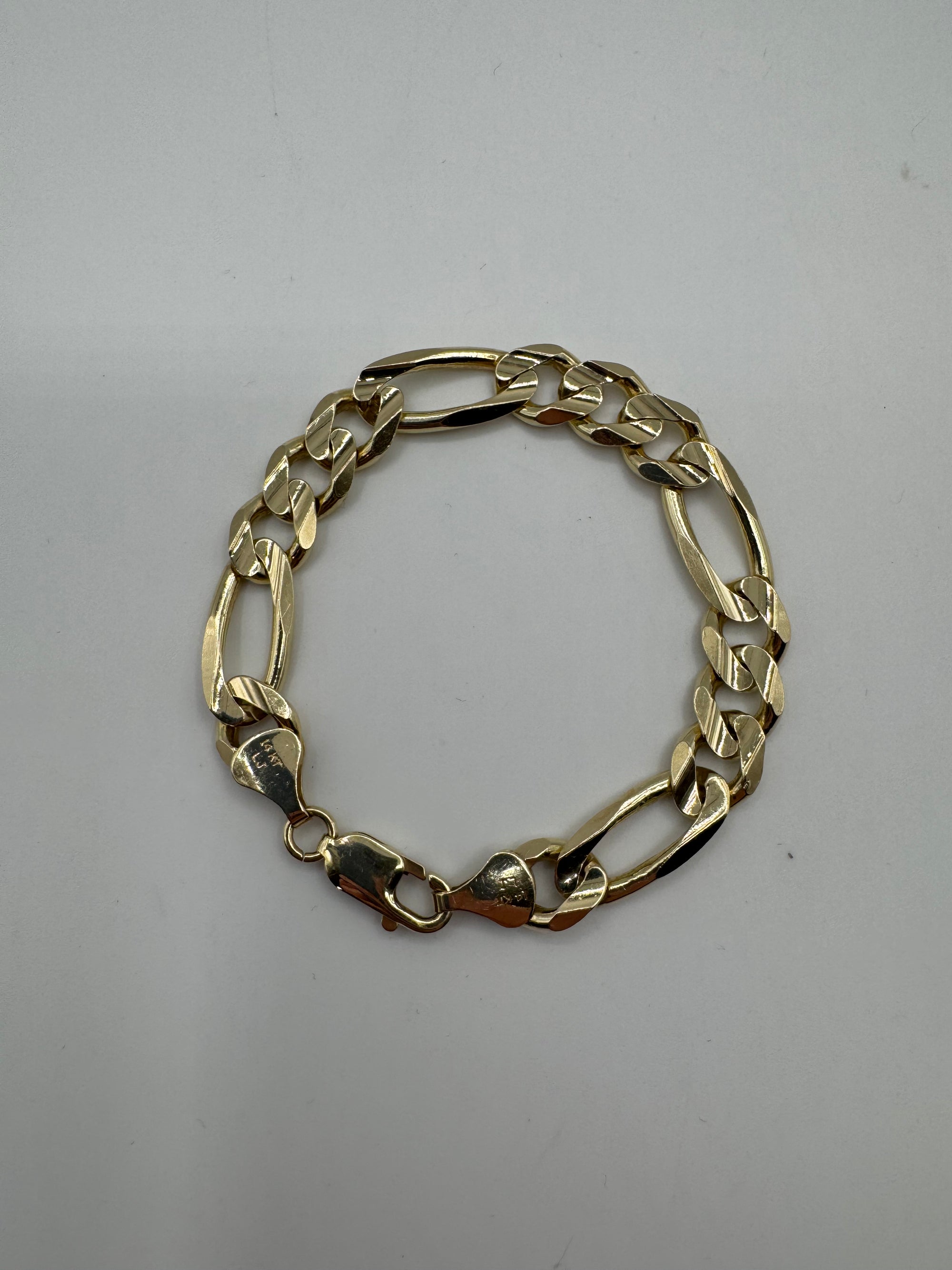 9.5mm Figaro Bracelet 7.25 inches
