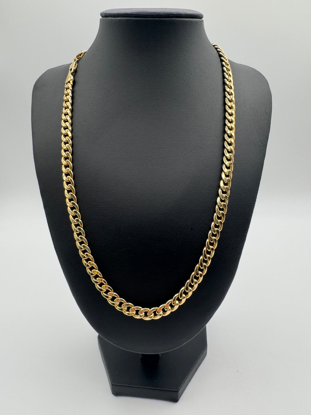 6.8MM Miami Cuban Link 22.25 inches (HOLLOW)