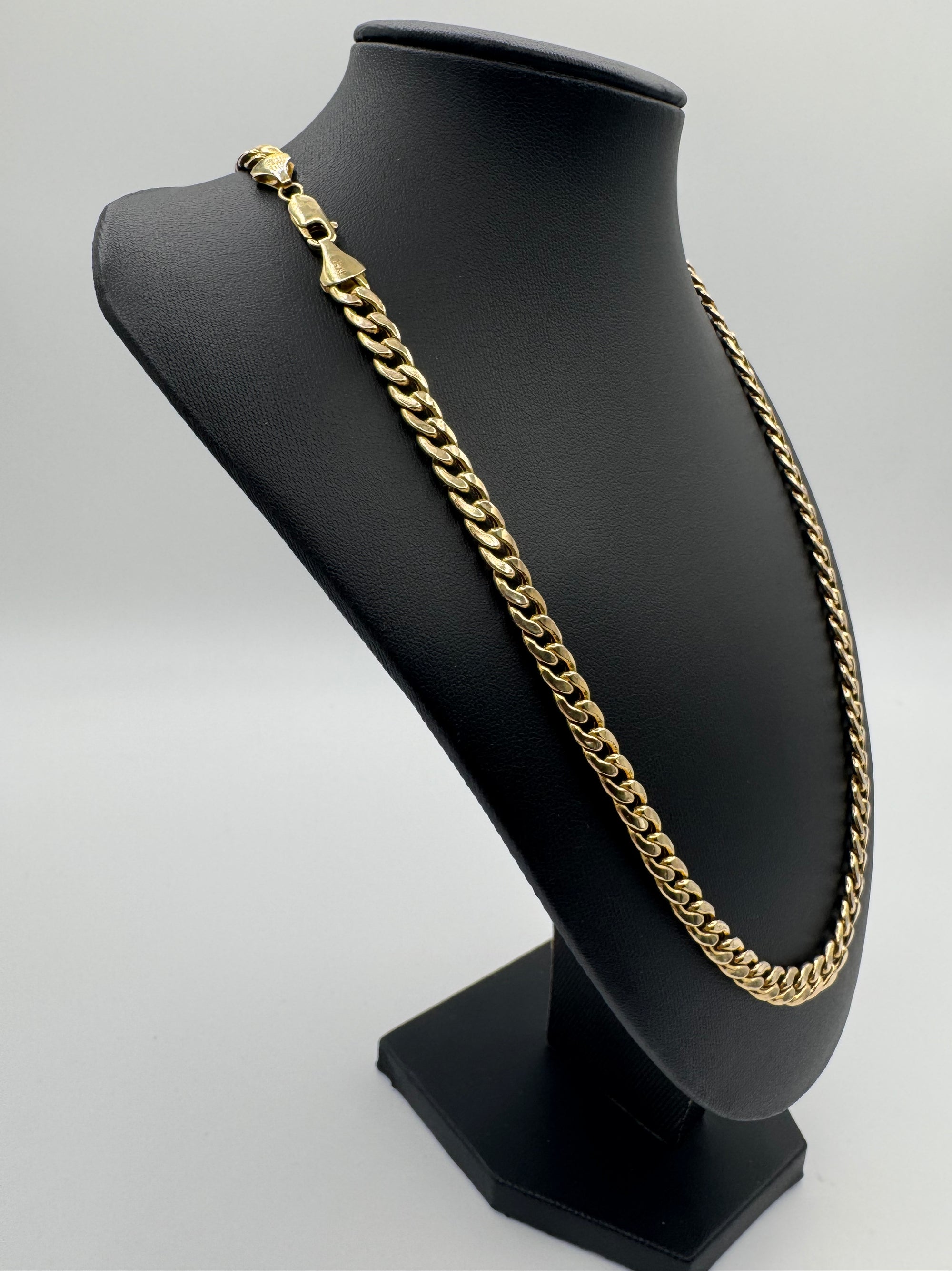 6.8MM Miami Cuban Link 22.25 inches (HOLLOW)