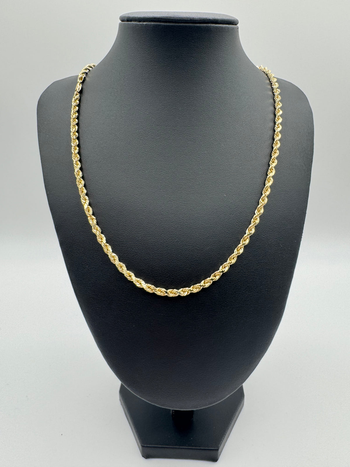 4mm Rope Chain 22.25 inches (DIAMOND CUT)