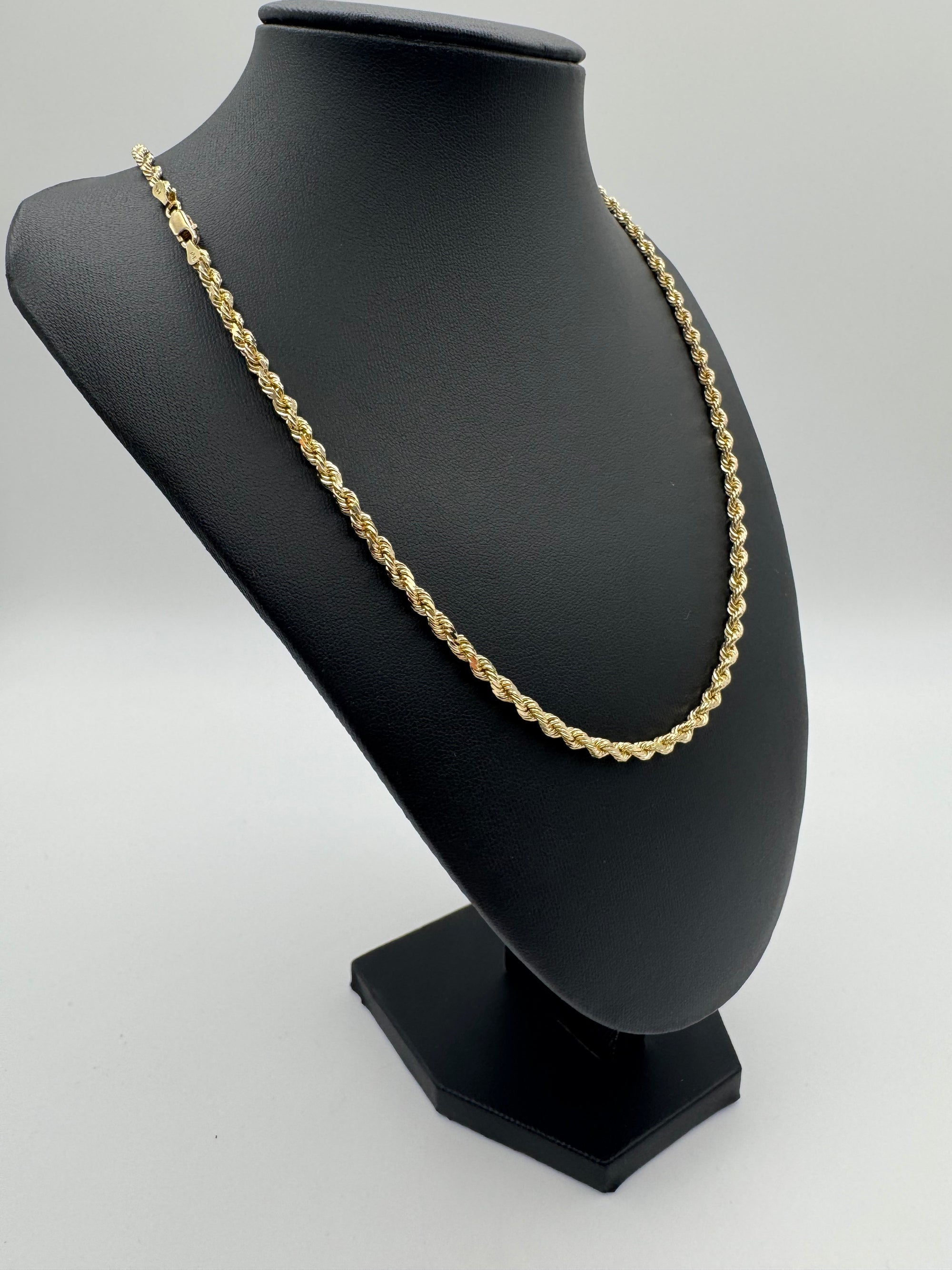 4mm Rope Chain 22.25 inches (DIAMOND CUT)