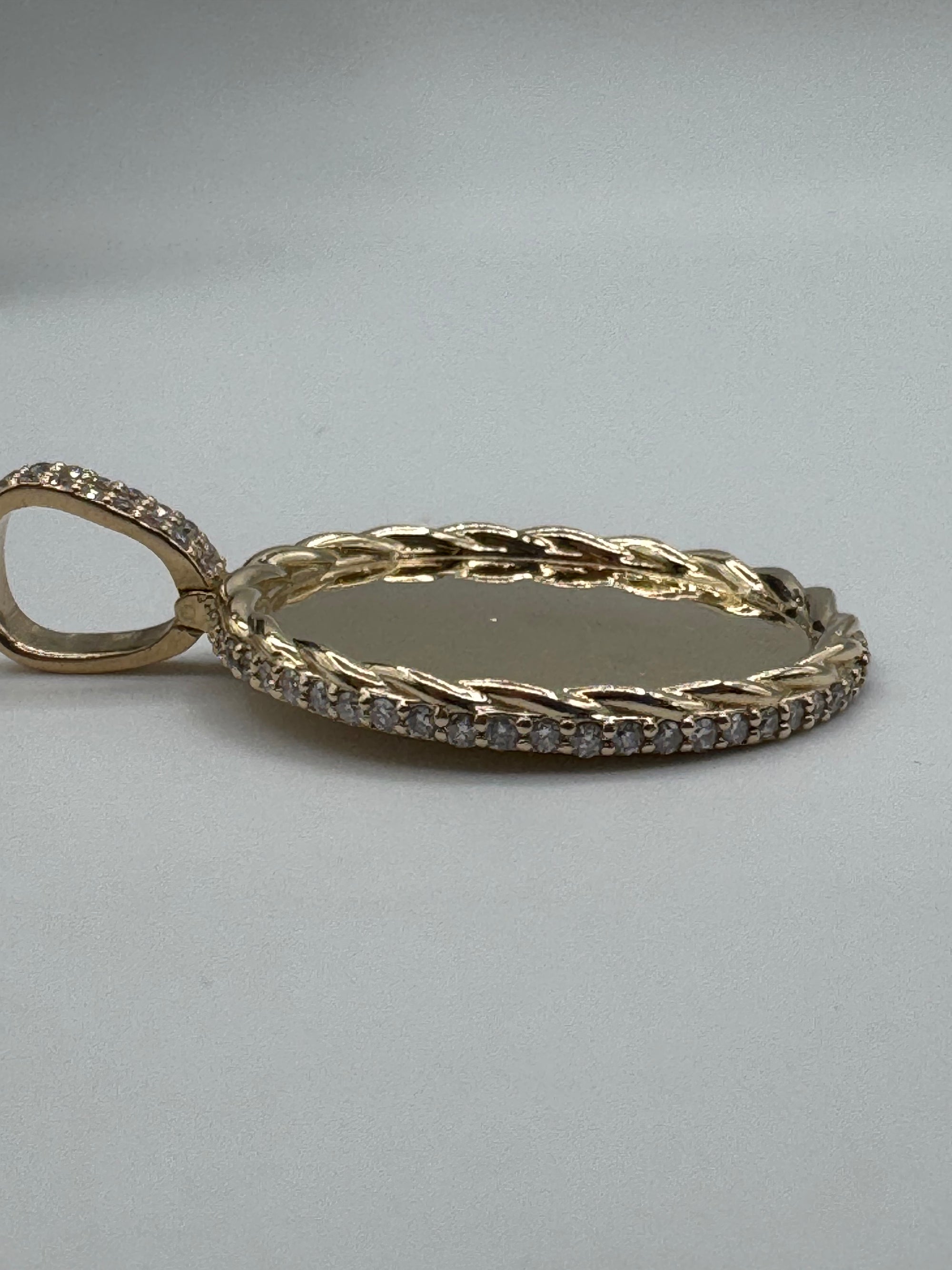 Round Photo Pendant (DIAMOND)-2 Inch