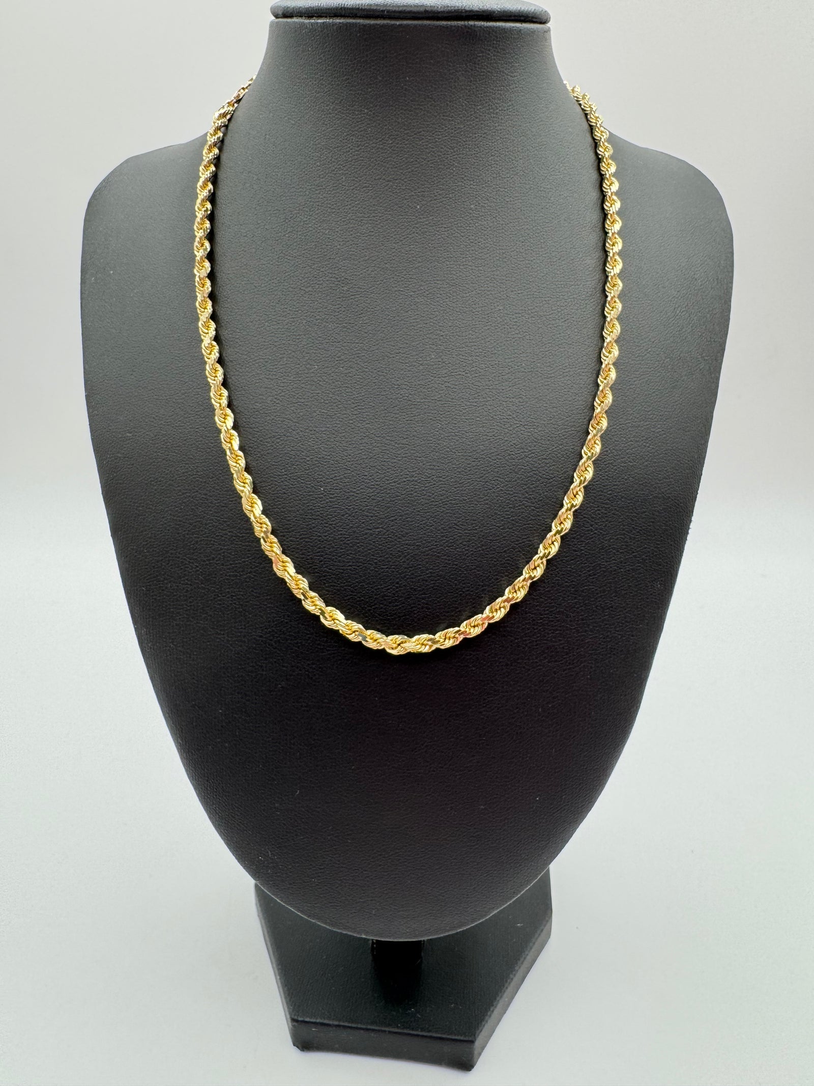 4mm Rope Chain 18 inches (DIAMOND CUT)
